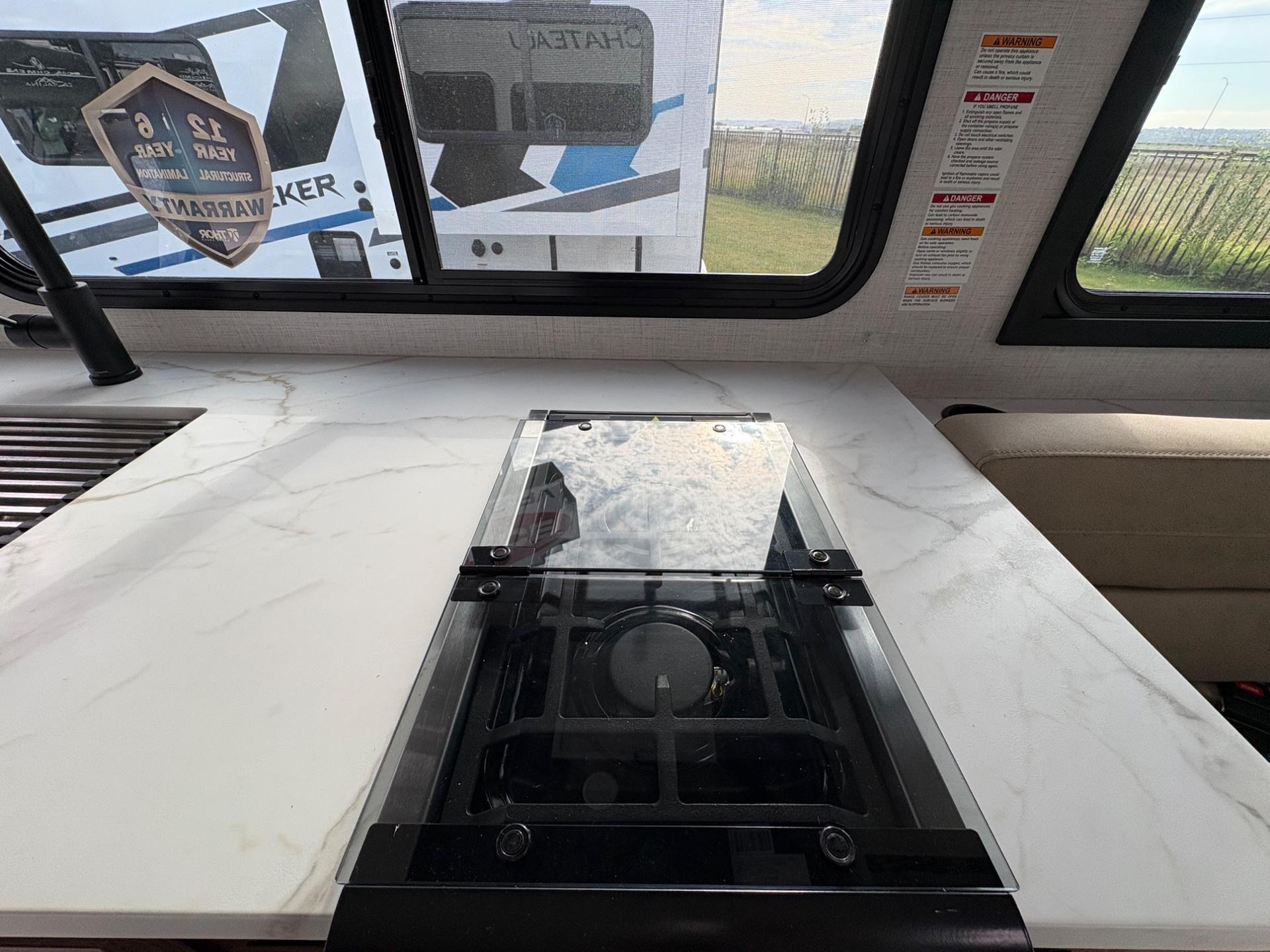 2027 Thor Motor Coach 2027 Thor Motor Coach Chateau - thumbnail 32