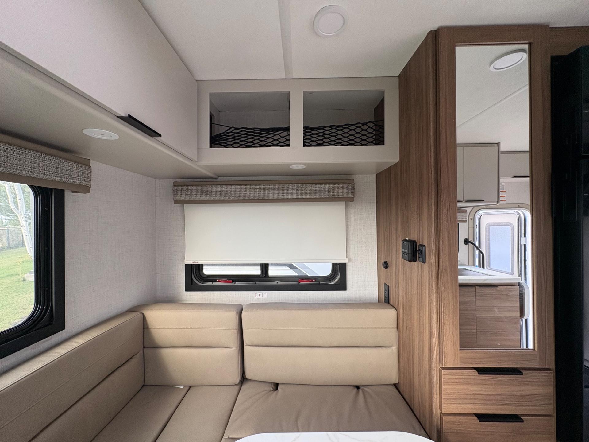 2027 Thor Motor Coach 2027 Thor Motor Coach Chateau - thumbnail 37