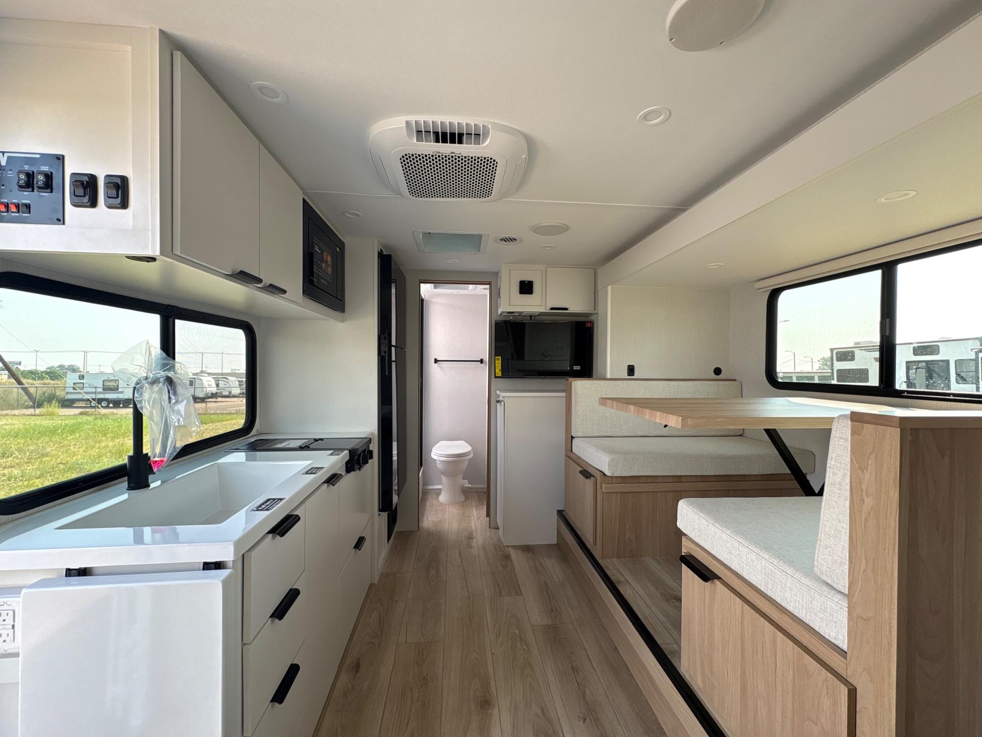 2027 Winnebago 2027 Winnebago Micro Minnie - thumbnail 20