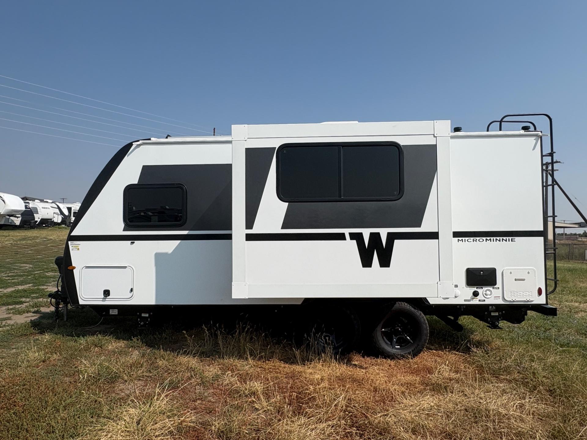 2027 Winnebago 2027 Winnebago Micro Minnie - thumbnail 3