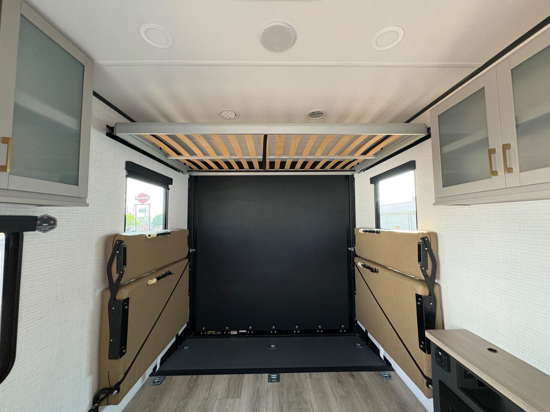 2027 XLR 2027 XLR XLR - thumbnail 24