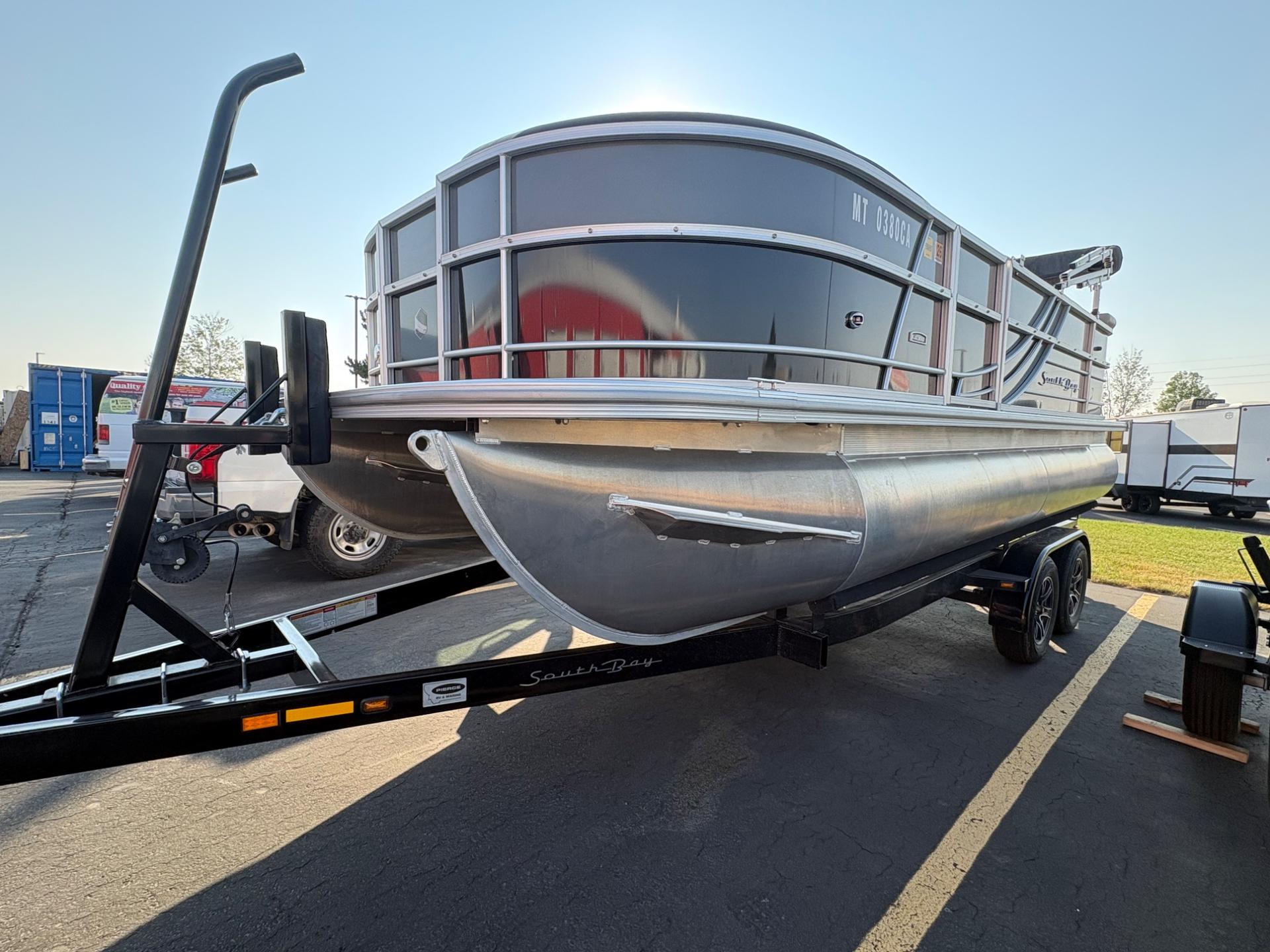 2023 South Bay LE Series 220CRLE