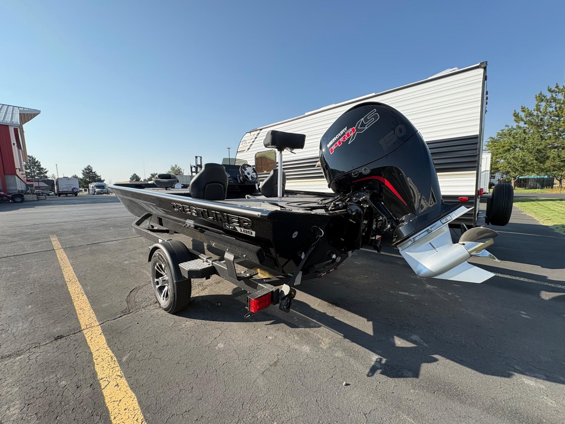 2027 Crestliner 2027 Crestliner CXF18 - thumbnail 3