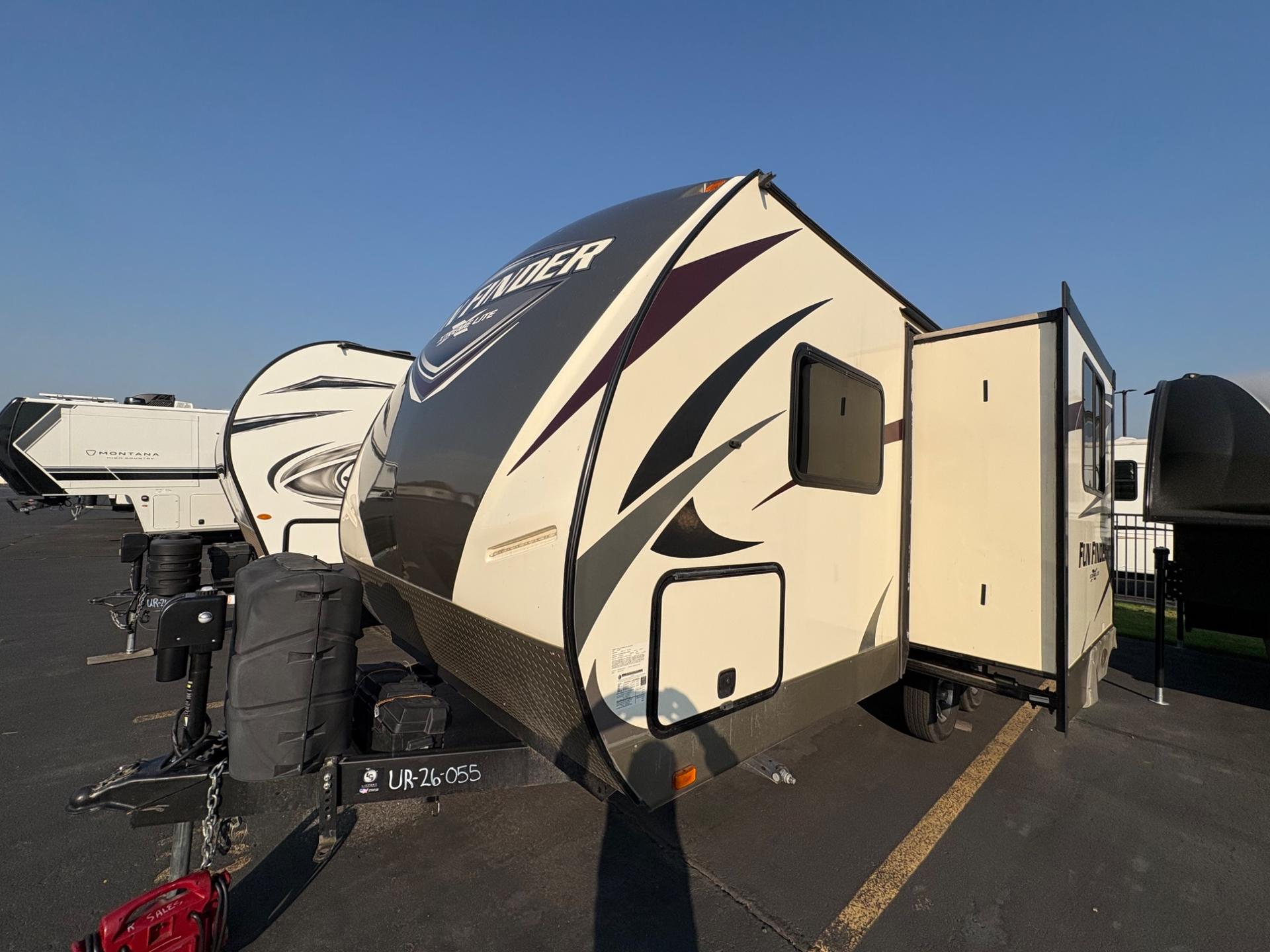 2017 Cruiser Fun Finder 19RB