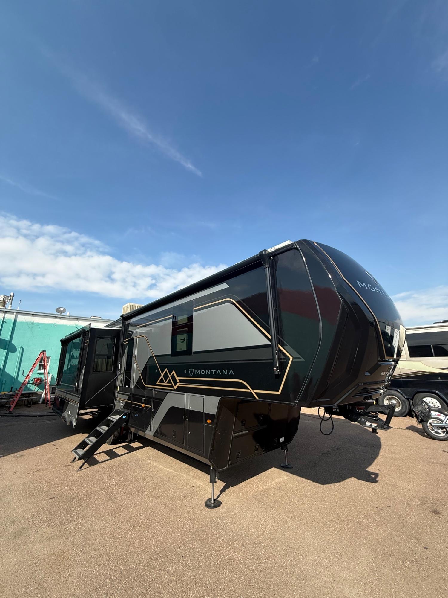 2027 Keystone RV Montana 3100RL