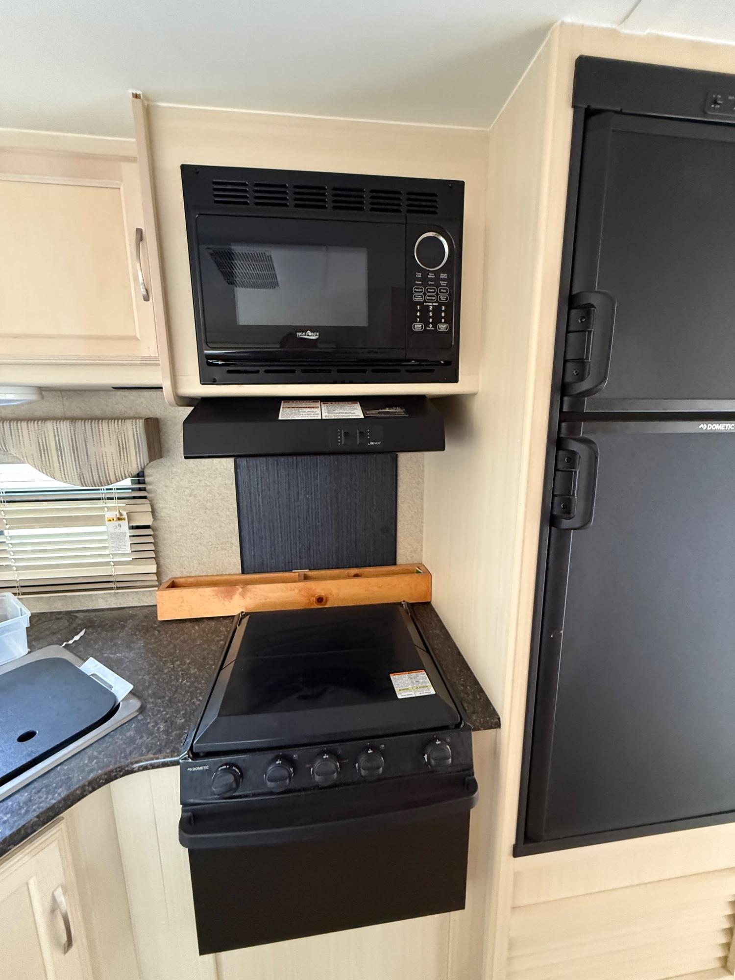 2018 Winnebago 2018 Winnebago Minnie - thumbnail 9