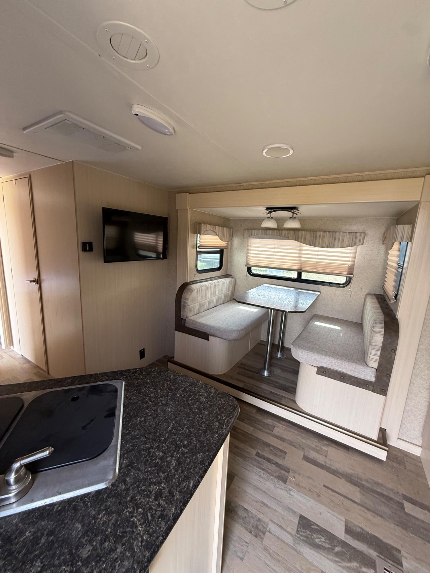 2018 Winnebago 2018 Winnebago Minnie - thumbnail 17
