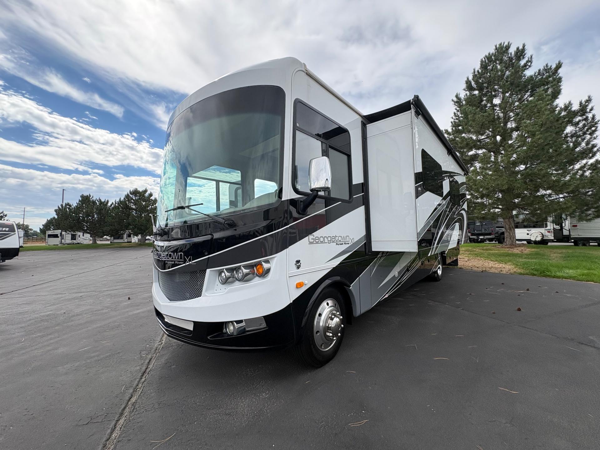 2017 Forest River Georgetown XL 369DS