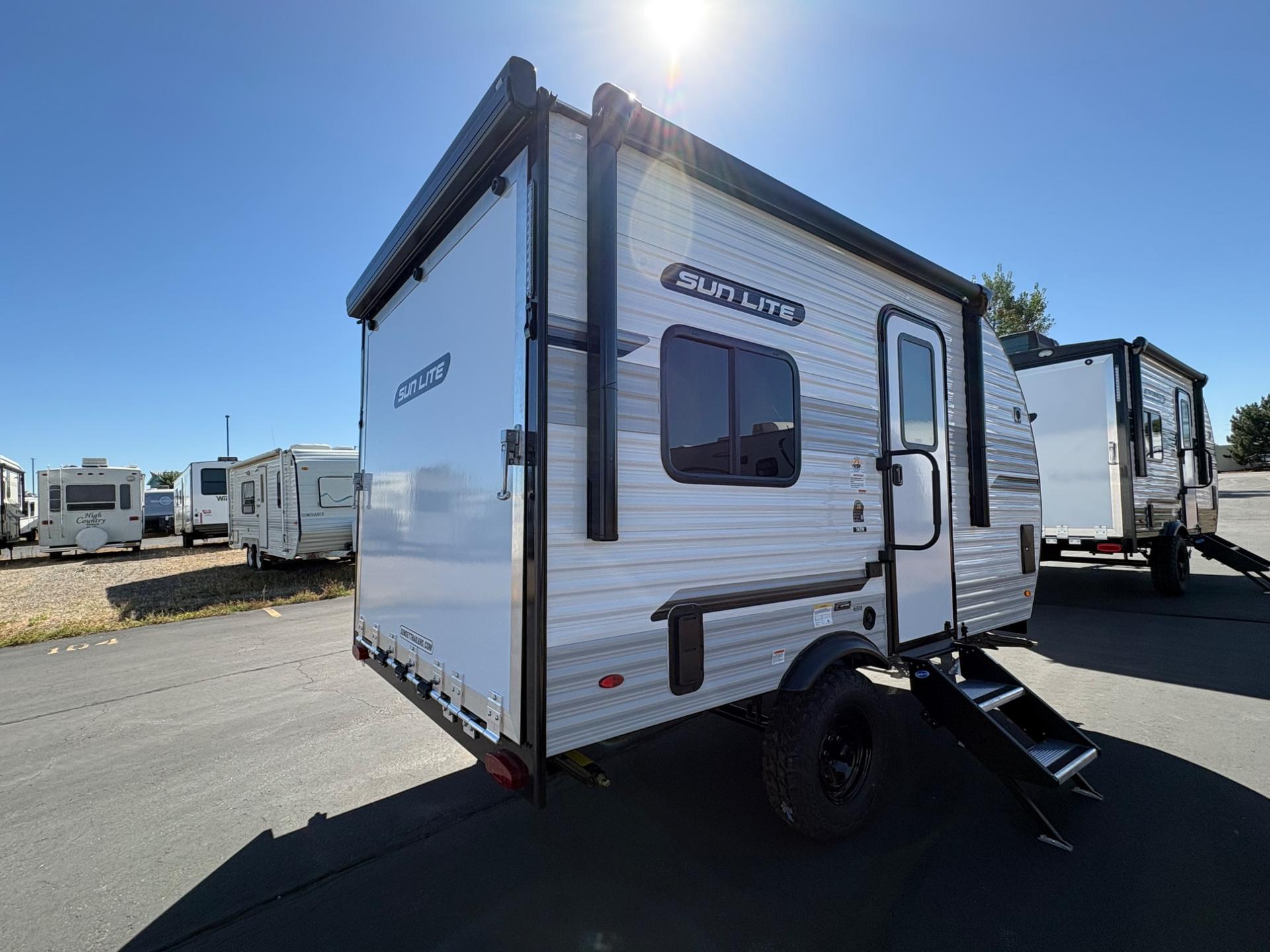 2027 Sunset Park RV 2027 Sunset Park RV Sunlite - thumbnail 5