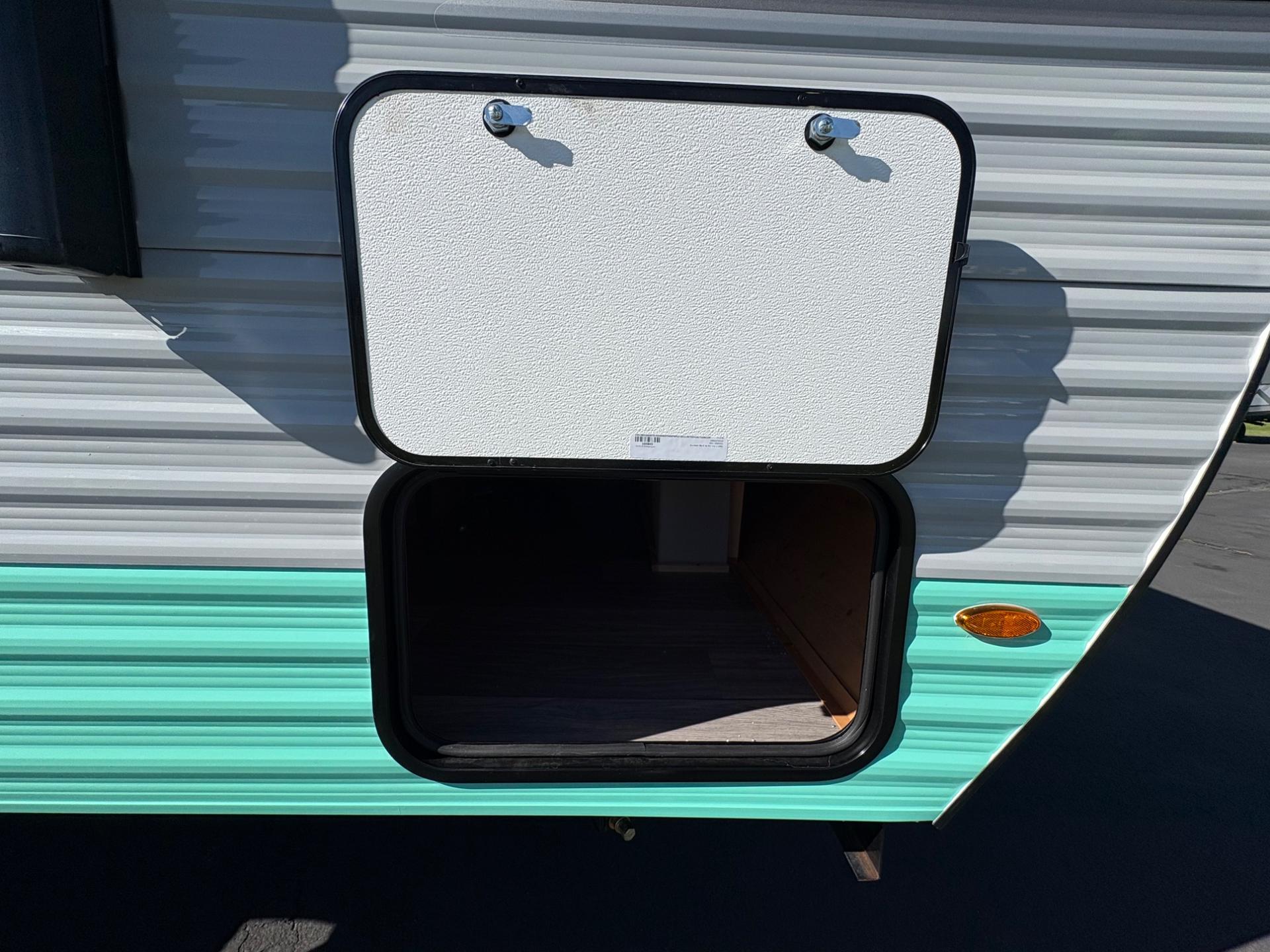 2027 Sunset Park & RV 2027 Sunset Park & RV Sunlite - thumbnail 15