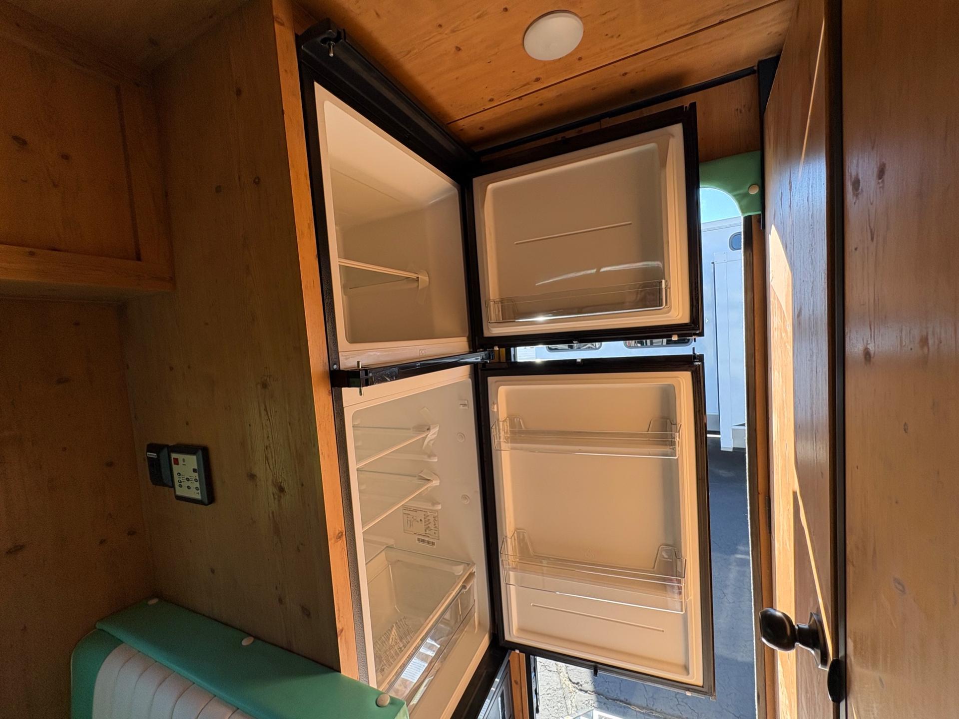 2027 Sunset Park & RV 2027 Sunset Park & RV Sunlite - thumbnail 19
