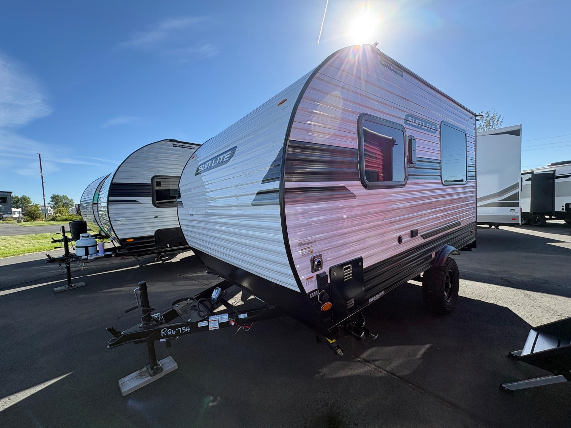 2027 Sunset Park RV 2027 Sunset Park RV Sun Lite - thumbnail 13