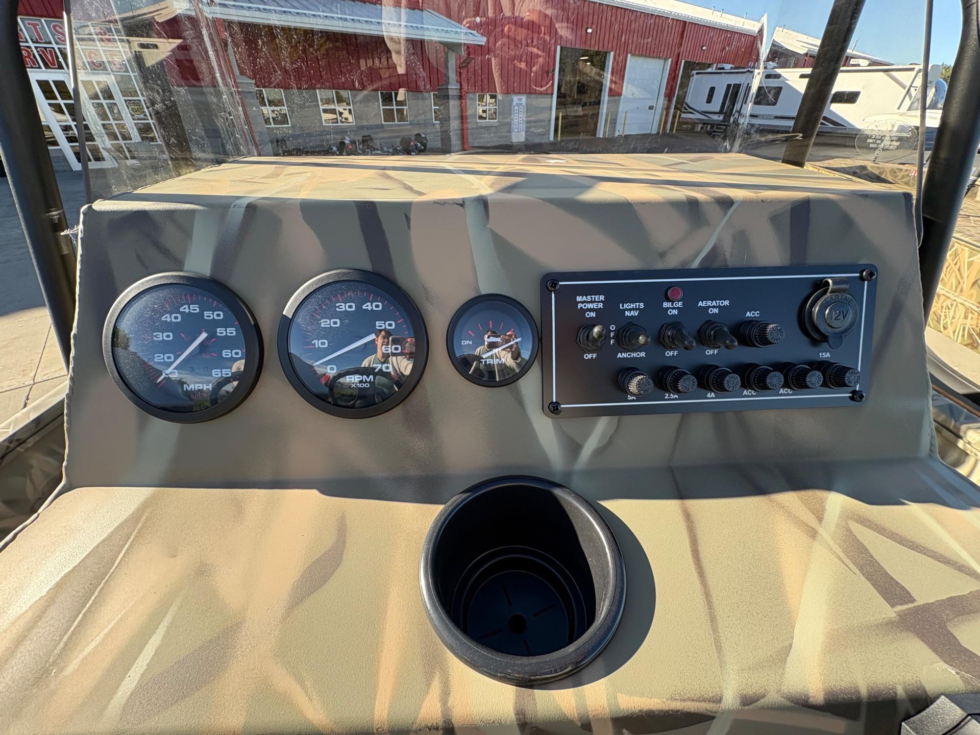 2027 Crestliner 2027 Crestliner C187FC - thumbnail 11