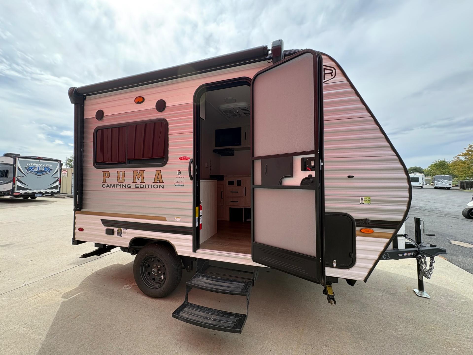 2025 Palomino 2025 Palomino Puma Camping Edition - thumbnail 15