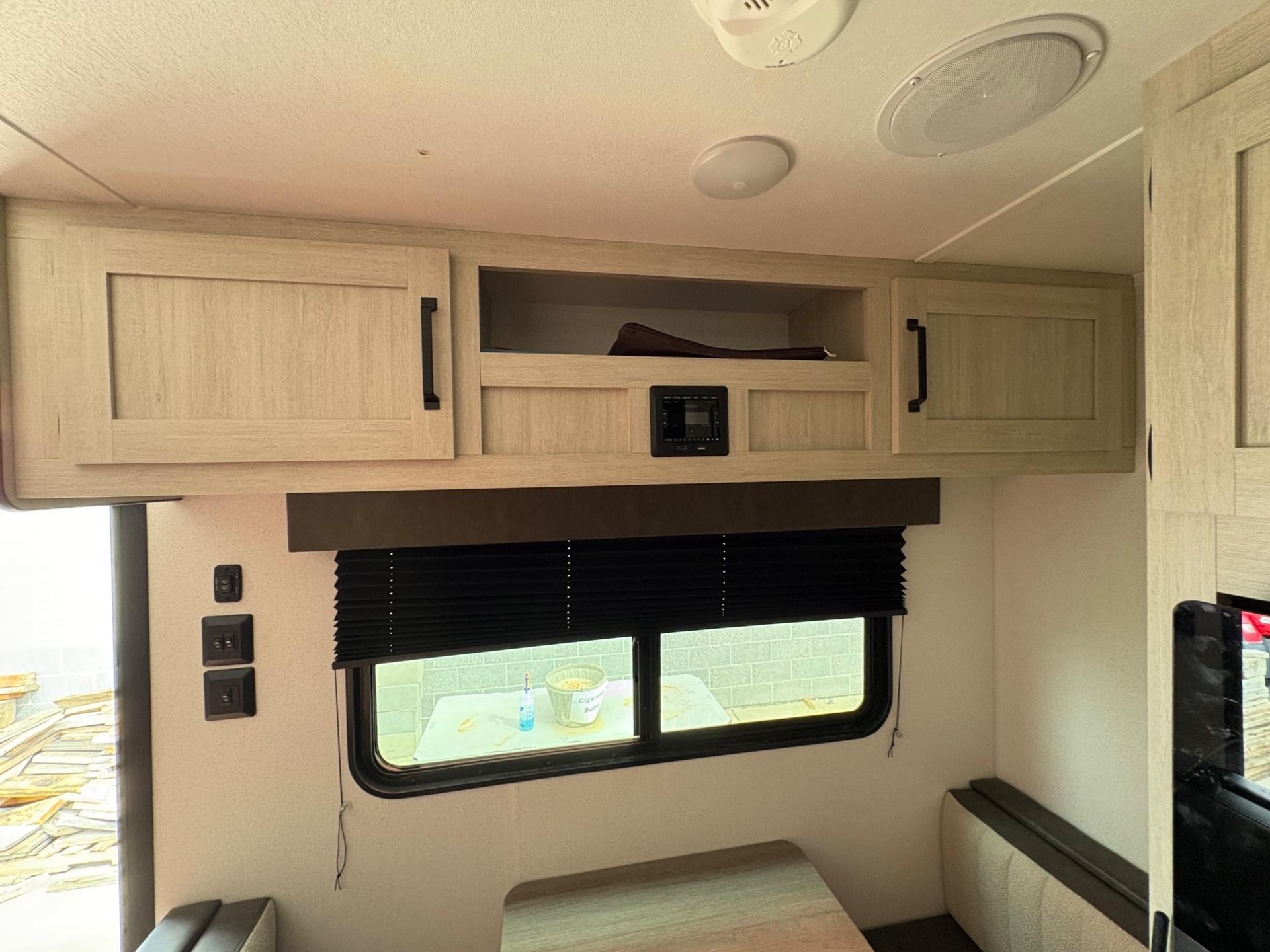 2025 Palomino 2025 Palomino Puma Camping Edition - thumbnail 24