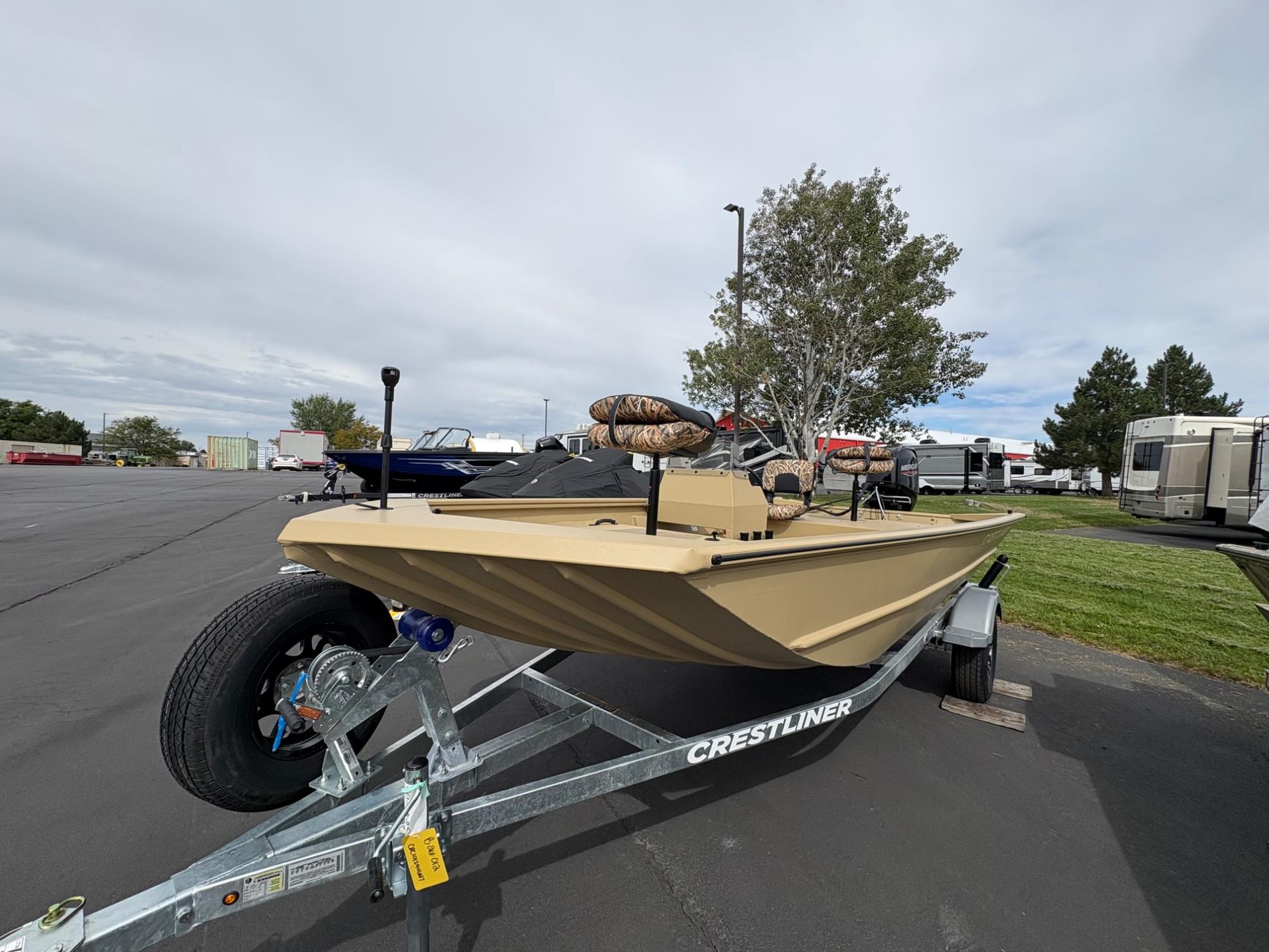 2027 Crestliner 1660 Retriever Jon SC C1660S