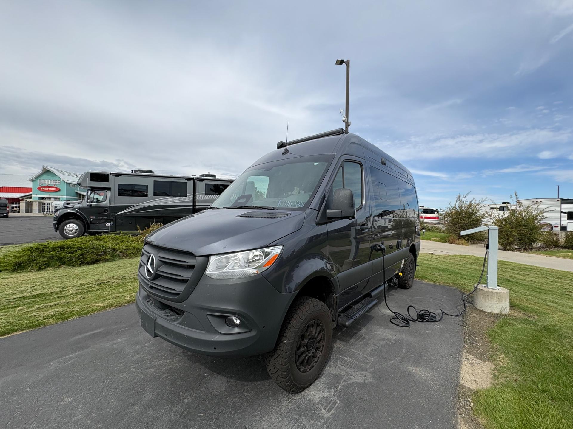 2027 Thor Motor Coach Sanctuary 19A