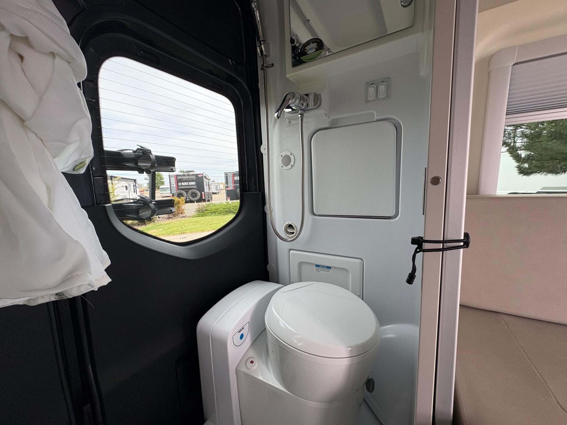 2027 Thor Motor Coach 2027 Thor Motor Coach Sanctuary - thumbnail 30
