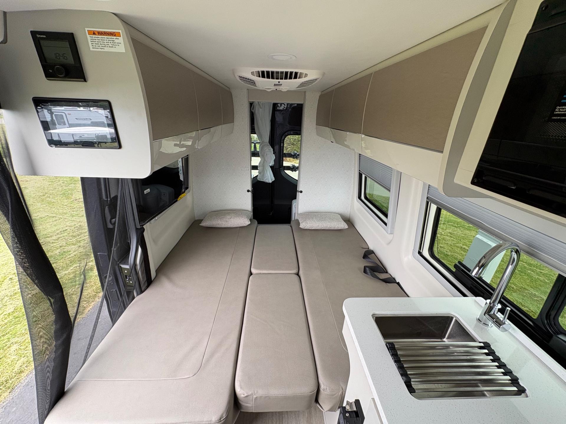 2027 Thor Motor Coach 2027 Thor Motor Coach Sanctuary - thumbnail 24