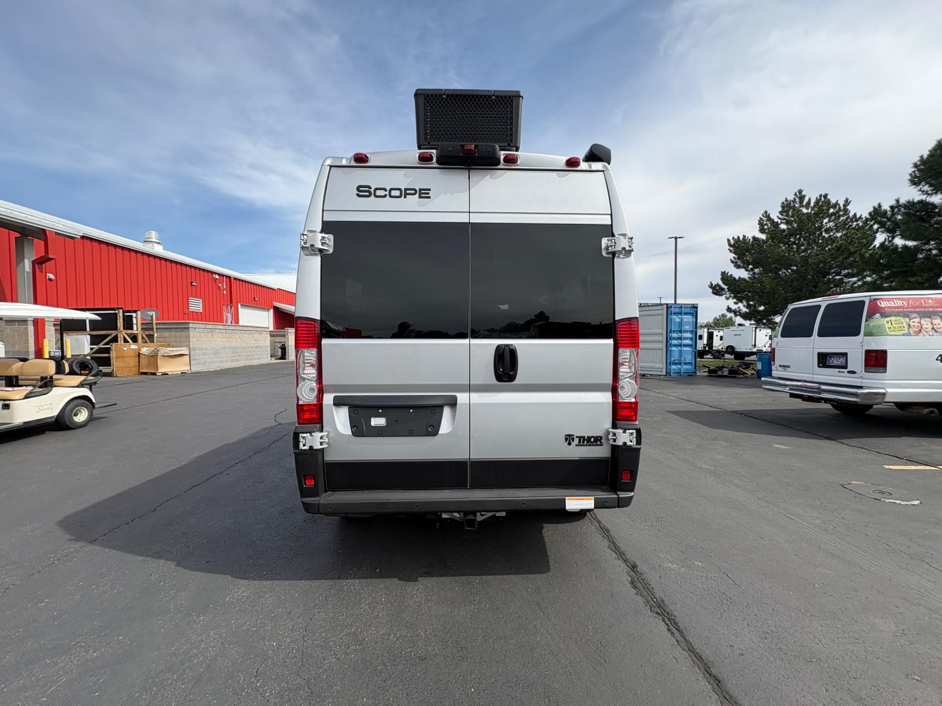 2027 Thor Motor Coach 2027 Thor Motor Coach Scope - thumbnail 4