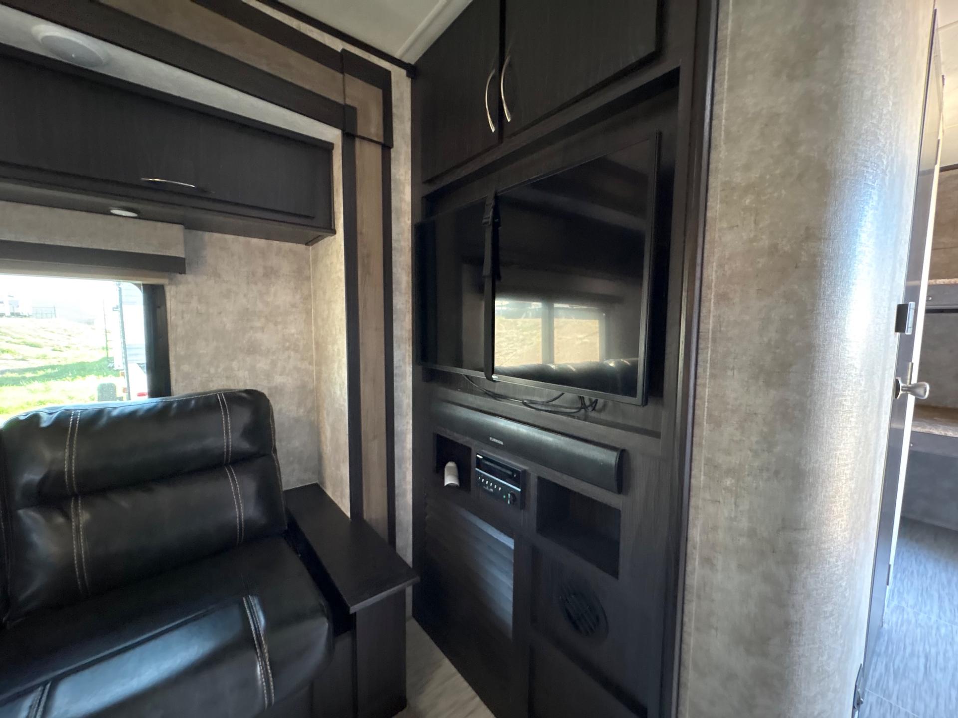 2018 Highland Ridge RV 2018 Highland Ridge RV Highlander - thumbnail 12