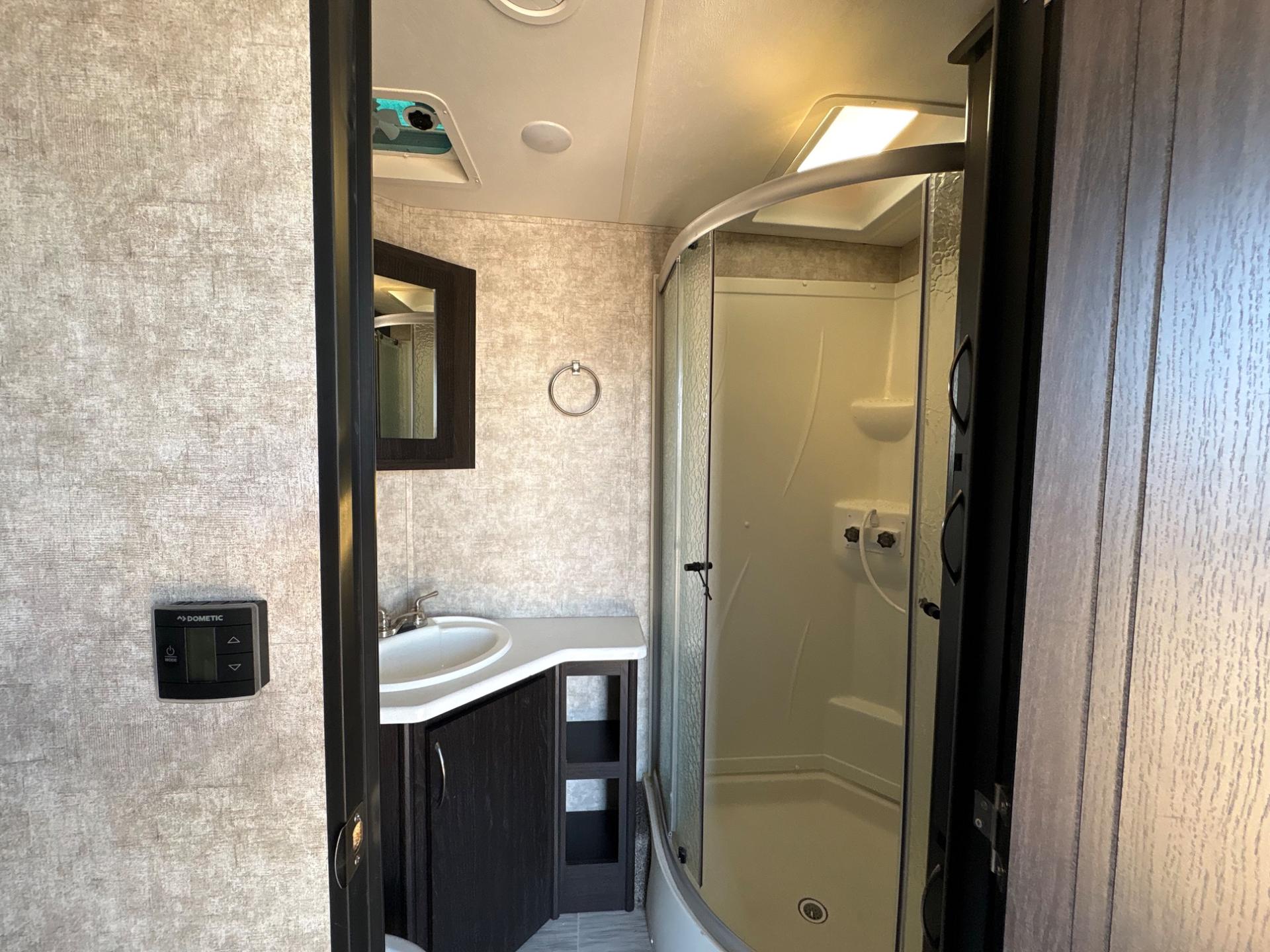 2018 Highland Ridge RV 2018 Highland Ridge RV Highlander - thumbnail 24