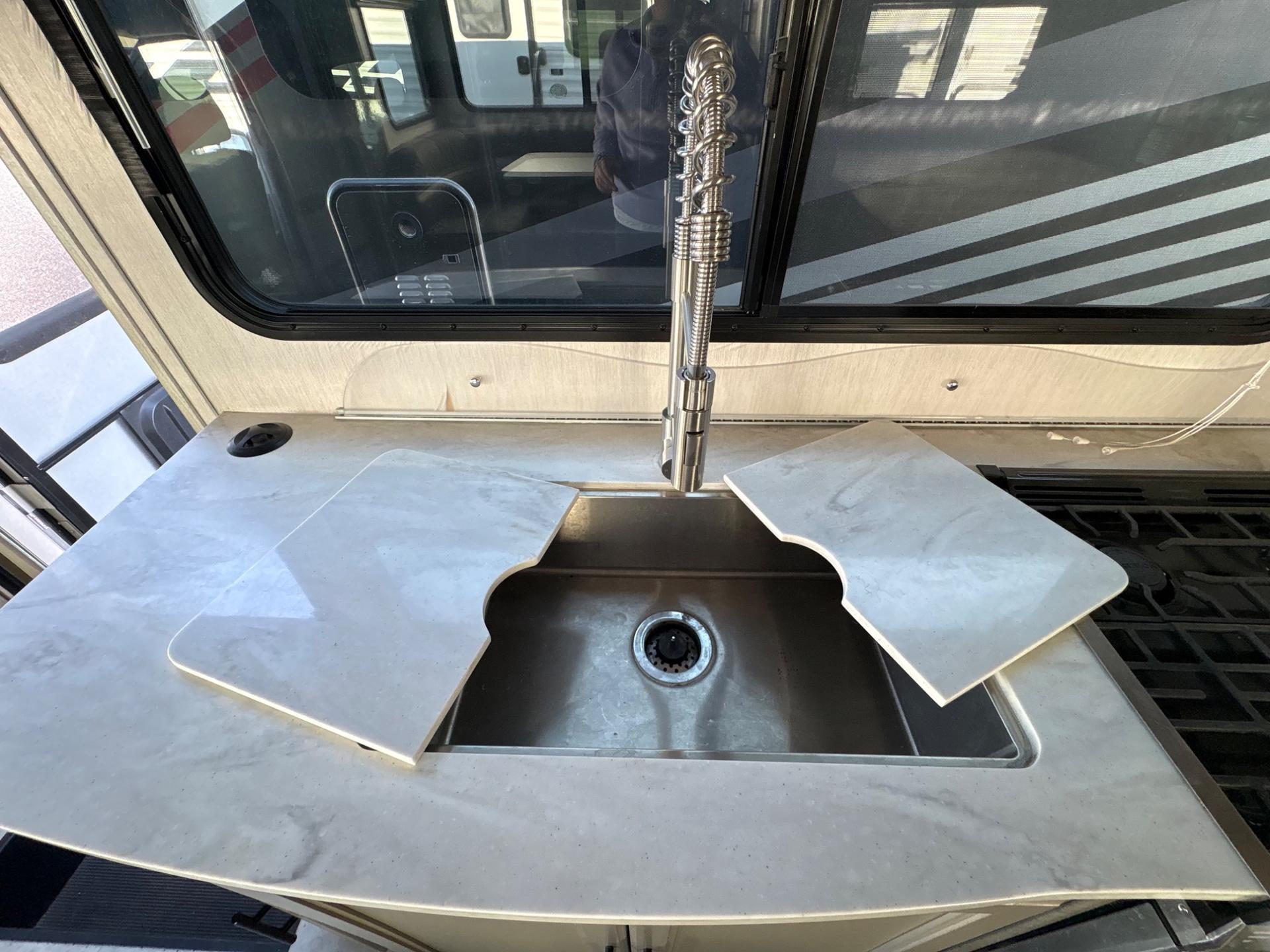 2020 Coachmen 2020 Coachmen Prism - thumbnail 34