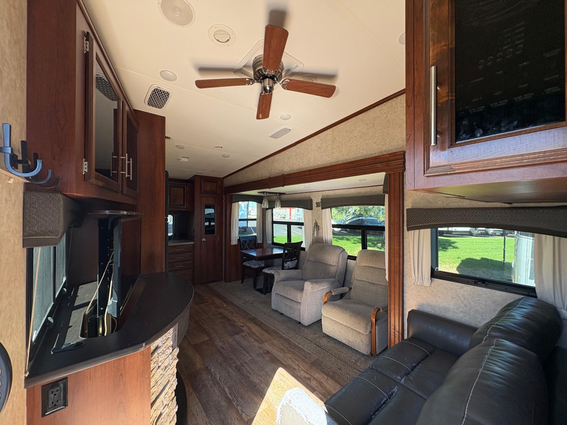 2017 Jayco 2017 Jayco Eagle - thumbnail 19