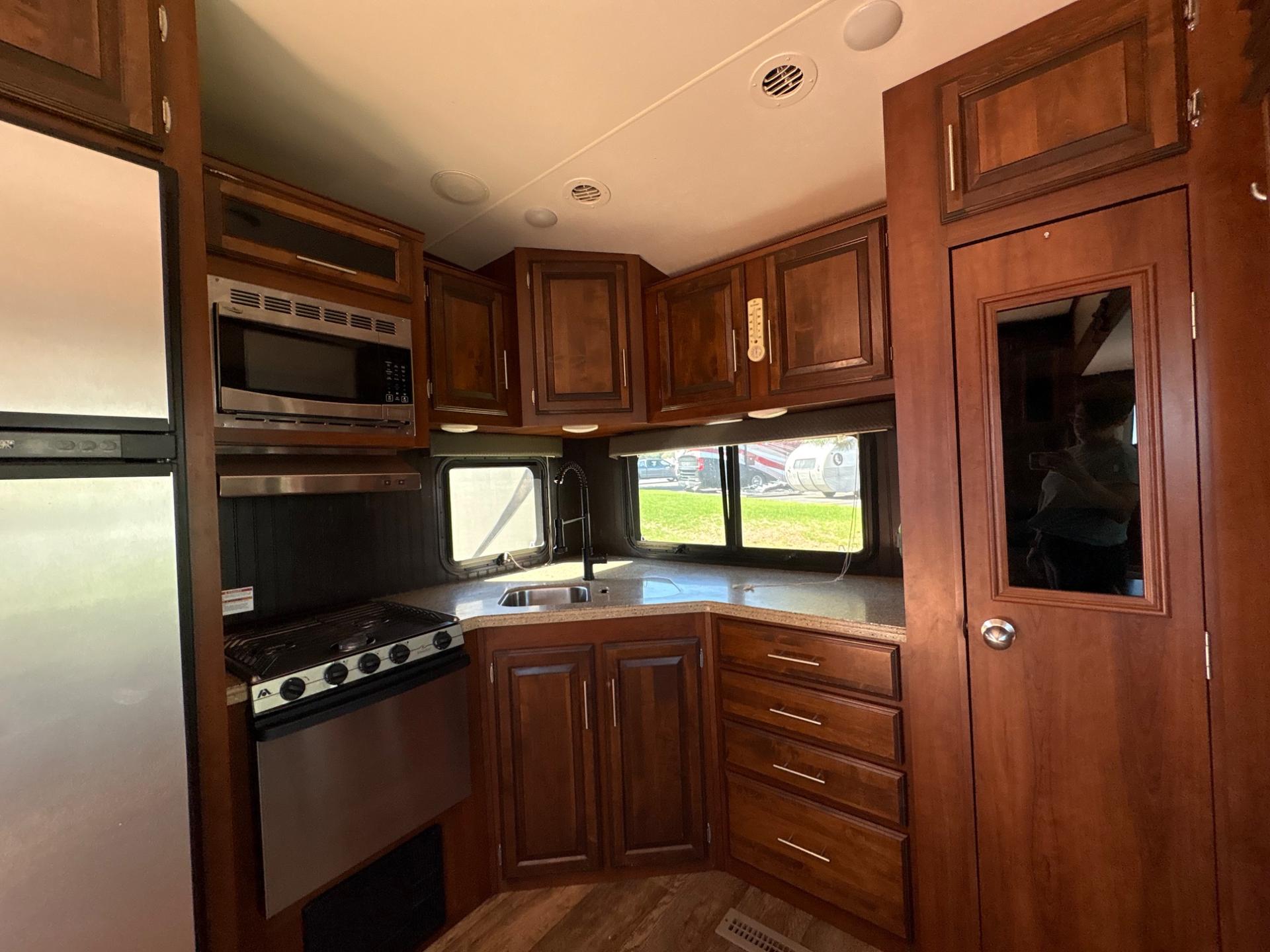 2017 Jayco 2017 Jayco Eagle - thumbnail 25