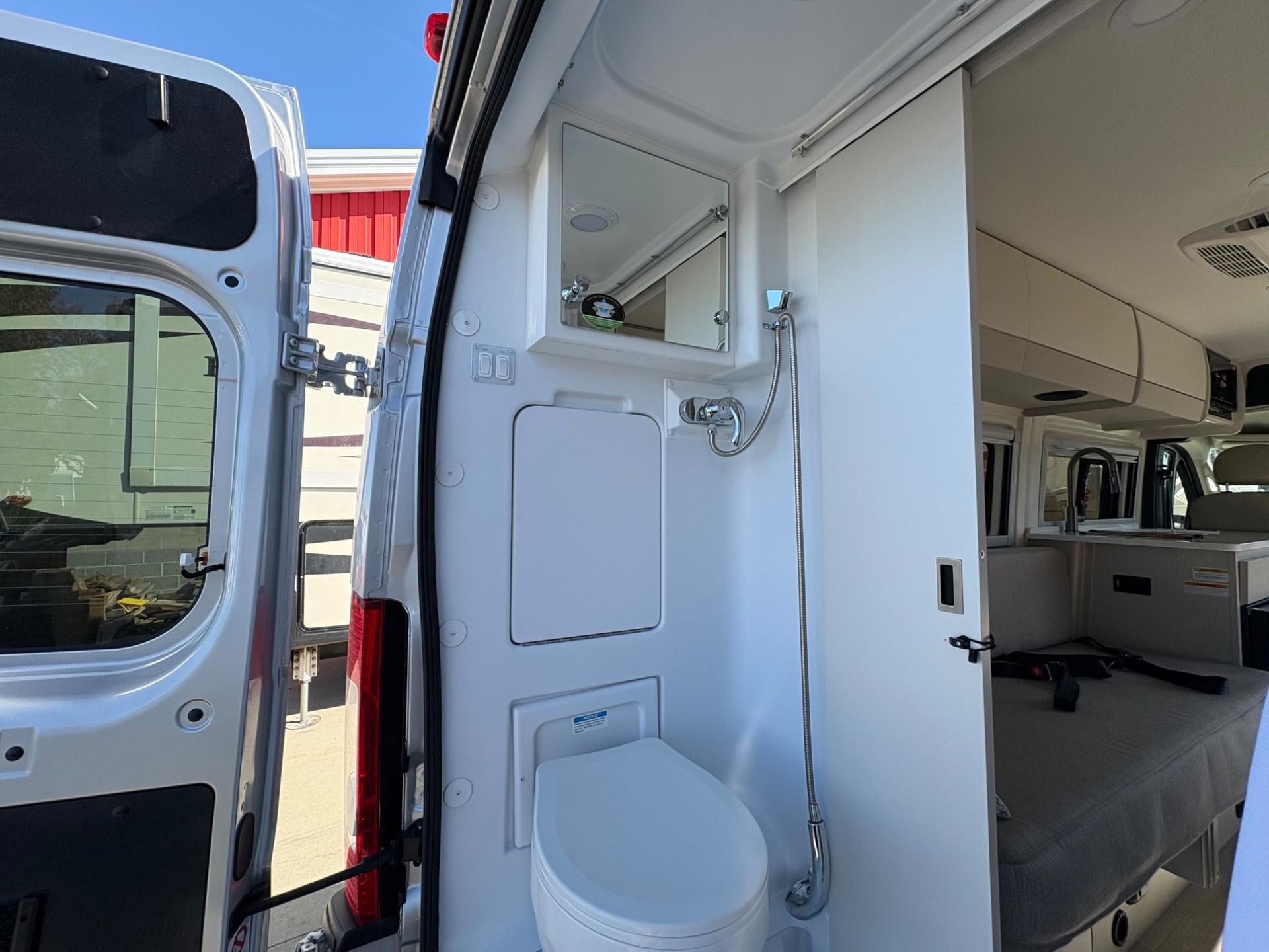 2027 Thor Motor Coach 2027 Thor Motor Coach Sequence - thumbnail 35