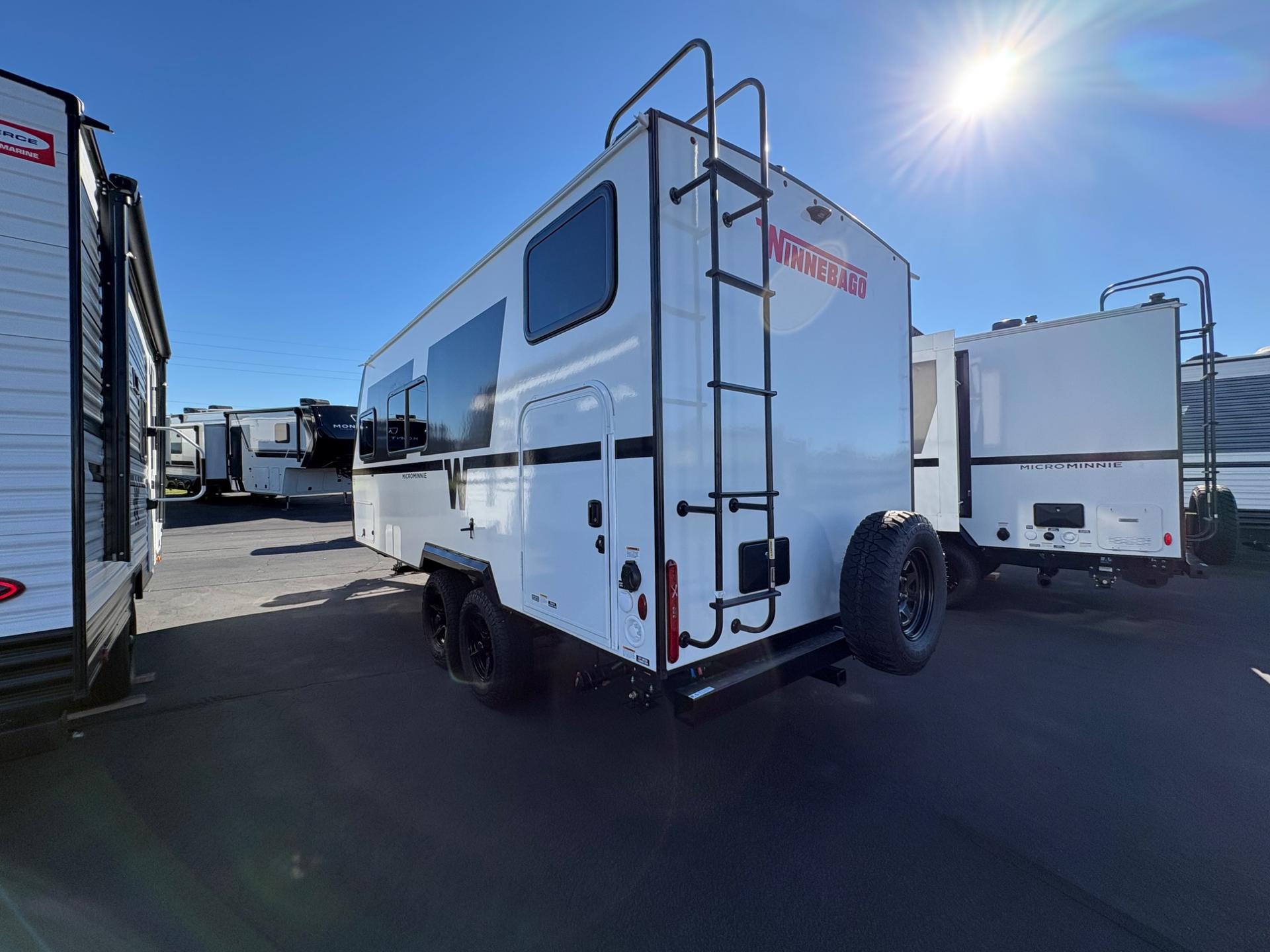 2027 Winnebago 2027 Winnebago Micro Minnie - thumbnail 3