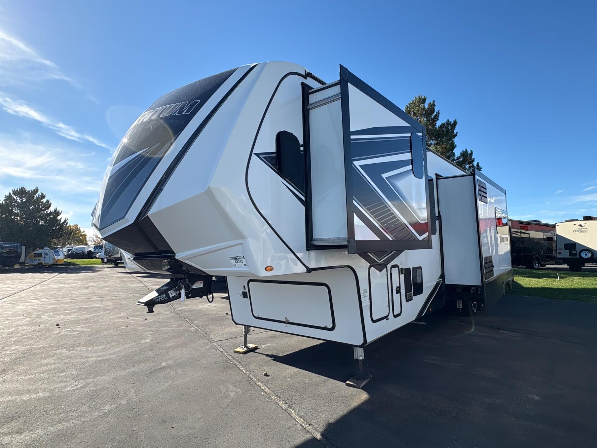 2022 Grand Design Momentum 395MS