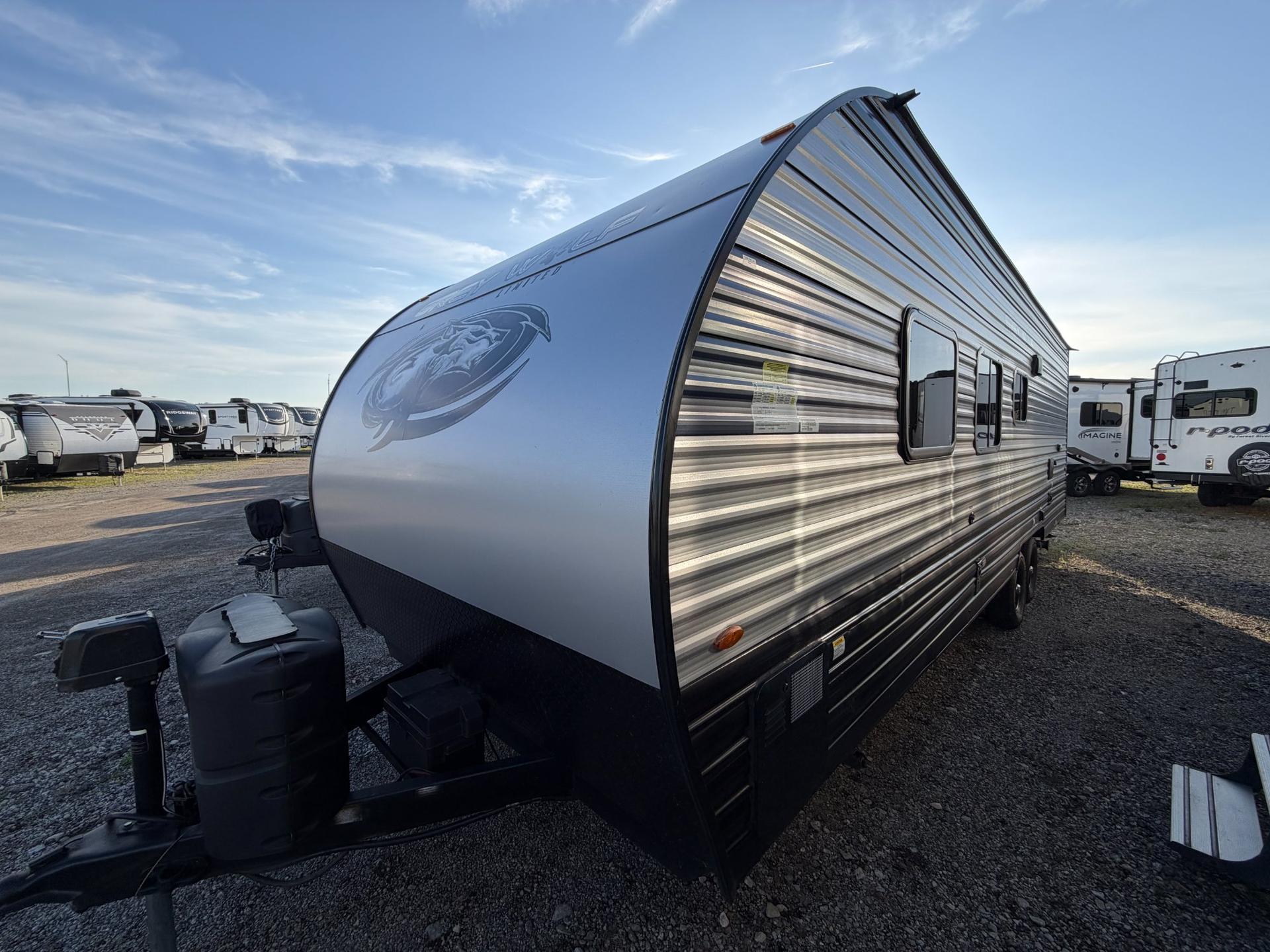 2022 Forest River 2022 Forest River Cherokee Grey Wolf - thumbnail 7