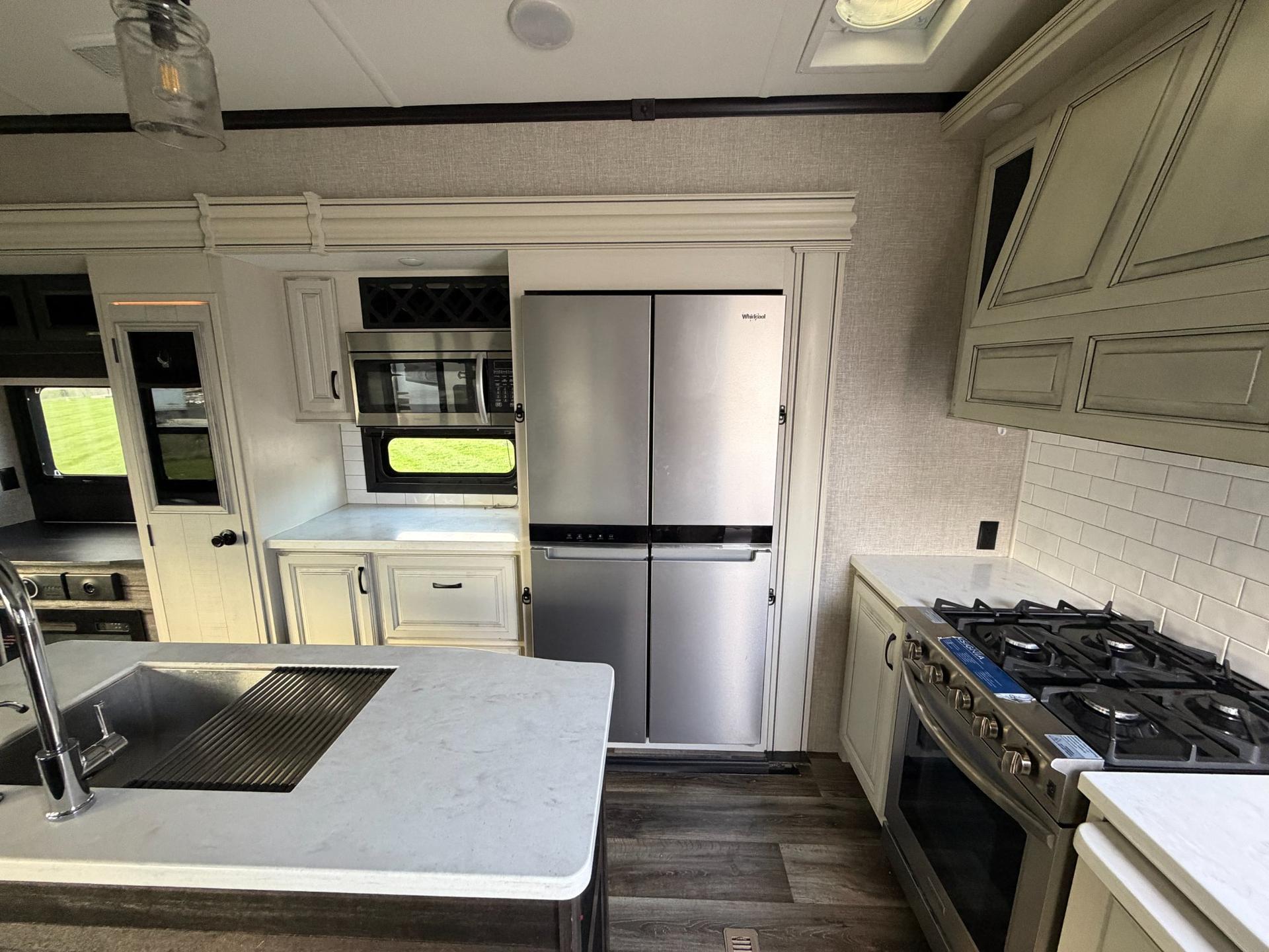 2022 Jayco 2022 Jayco North Point - thumbnail 14