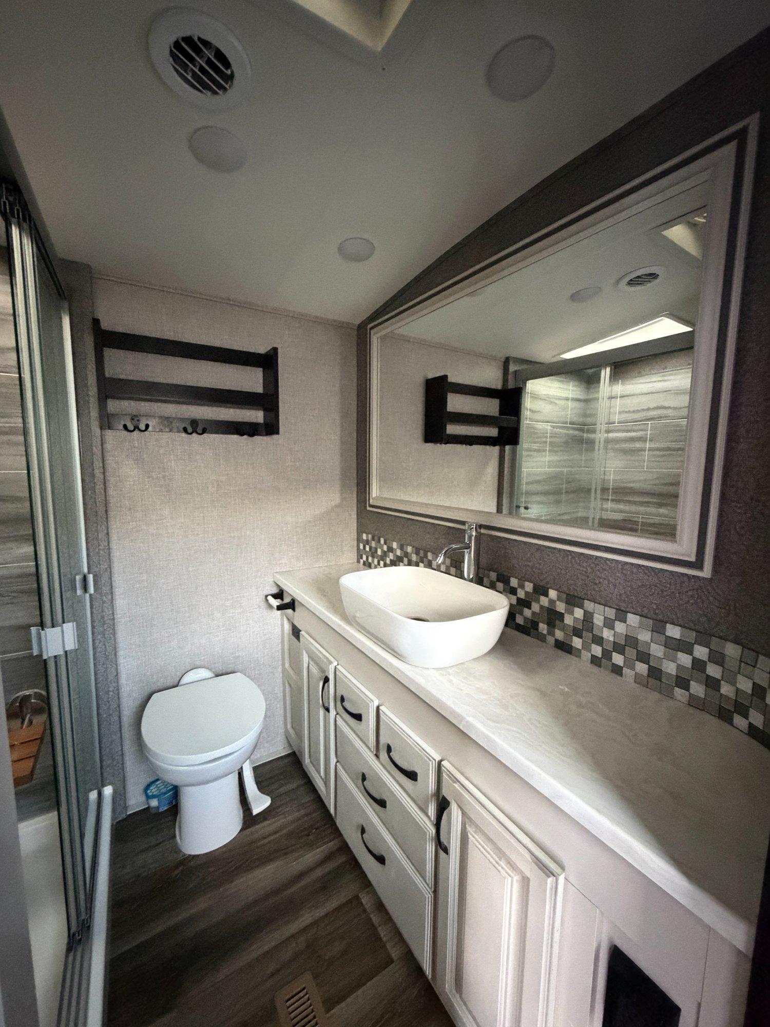 2022 Jayco 2022 Jayco North Point - thumbnail 16