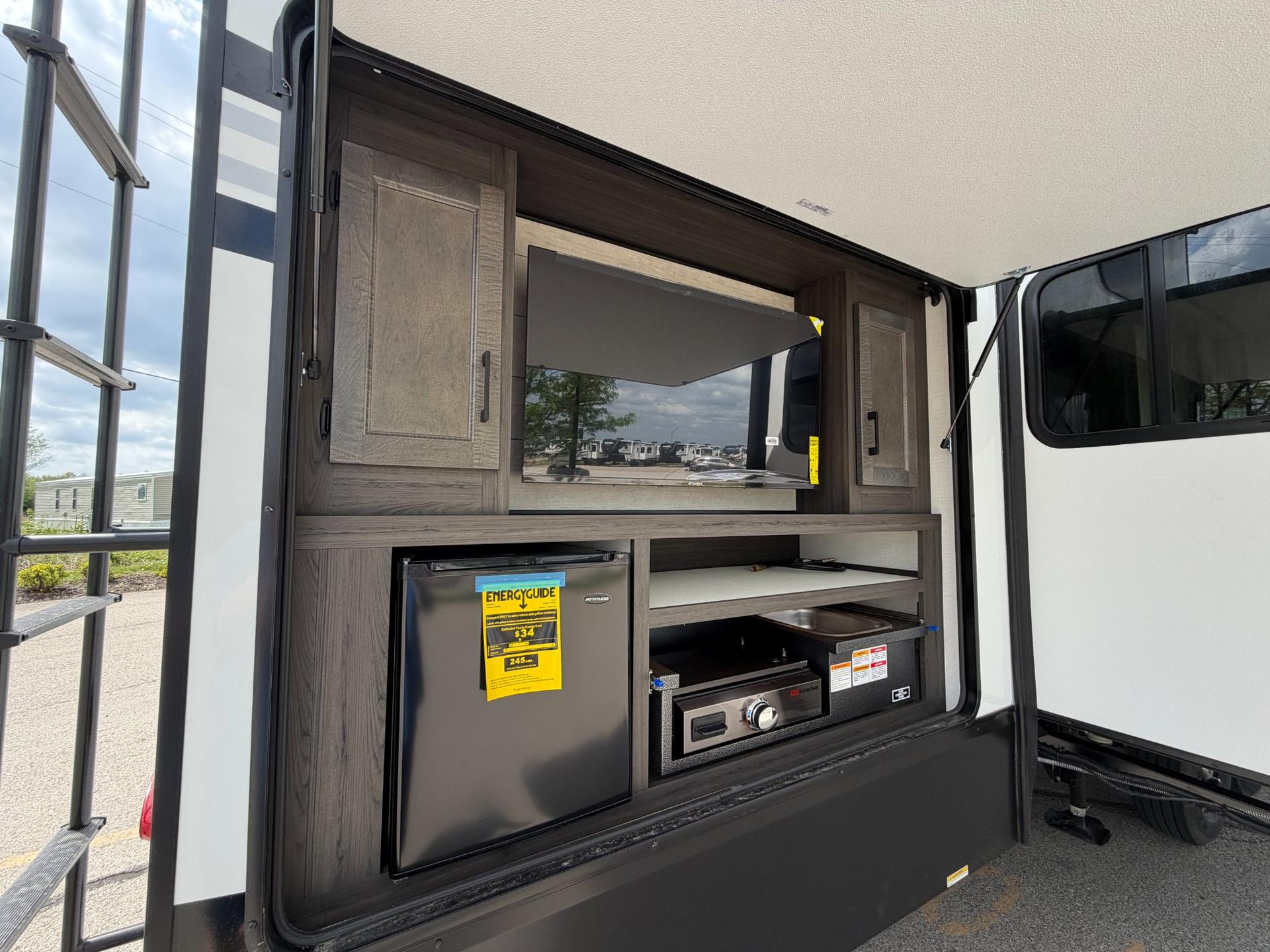 2026 Venture RV 2026 Venture RV SportTrek Touring Edition - thumbnail 8