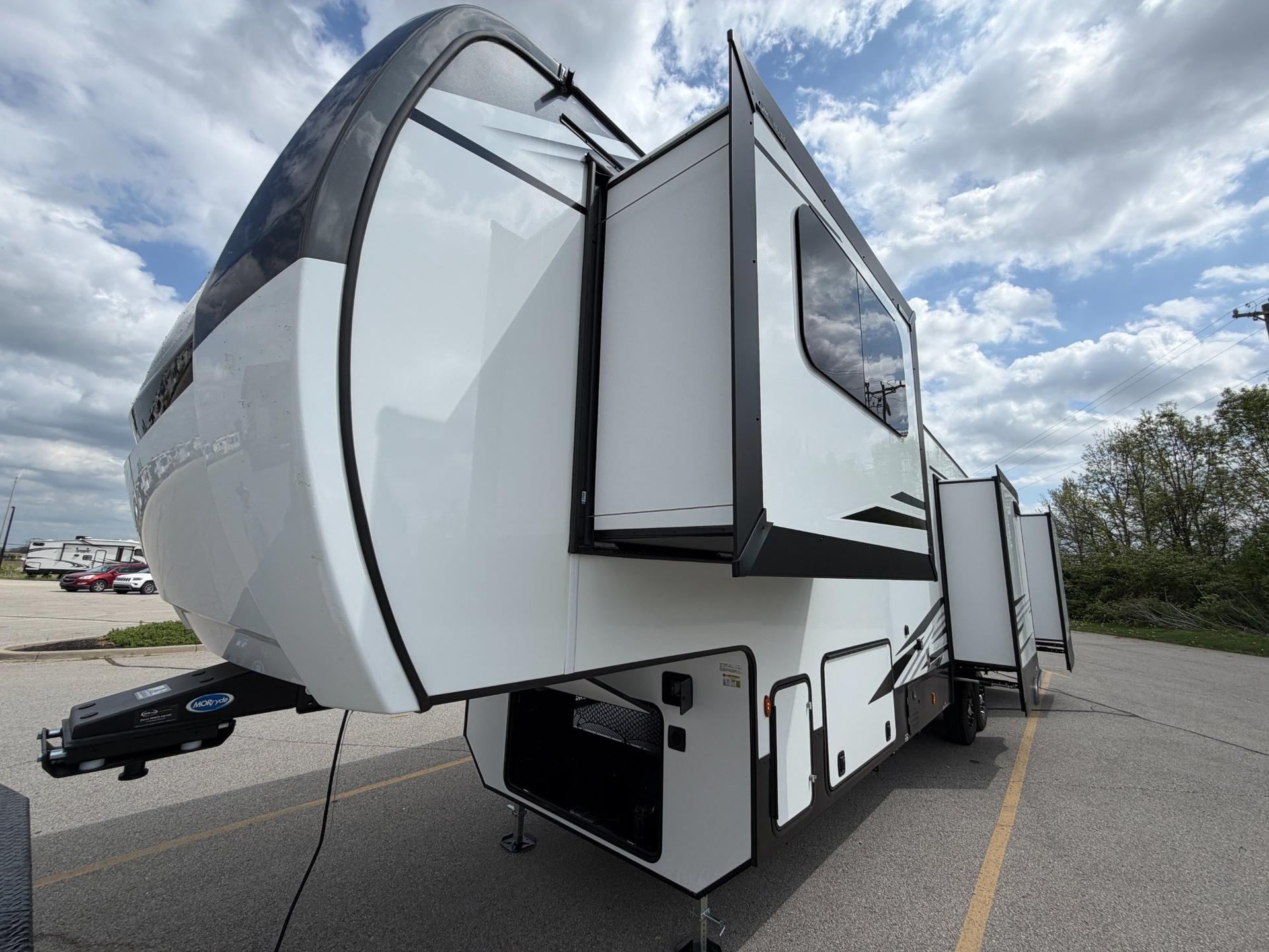 2026 Venture RV 2026 Venture RV SportTrek Touring Edition - thumbnail 10