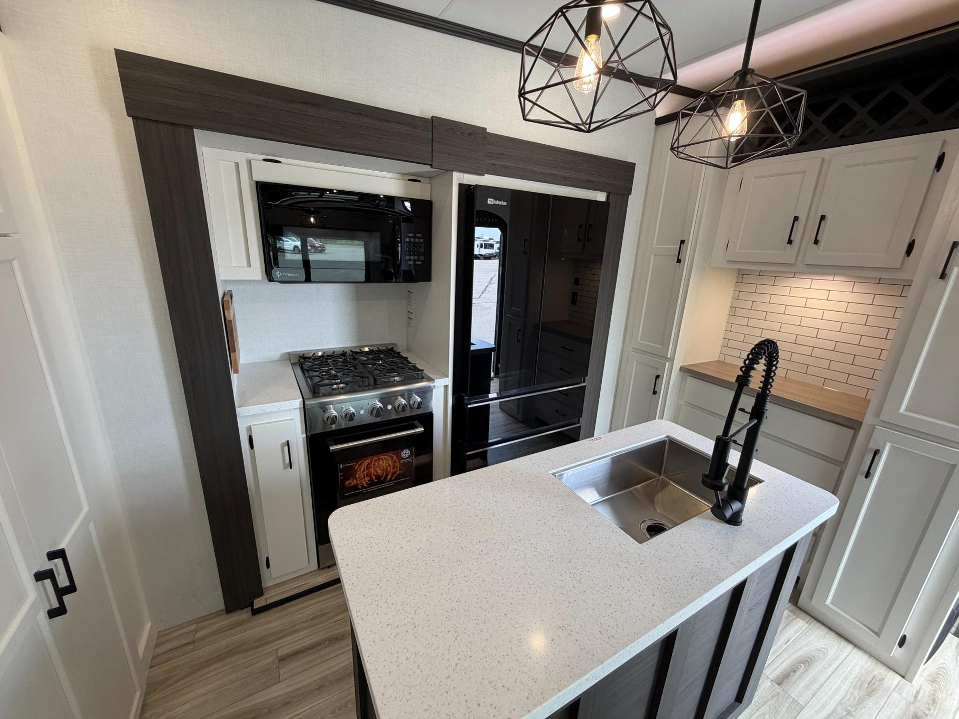 2026 Venture RV 2026 Venture RV SportTrek Touring Edition - thumbnail 14