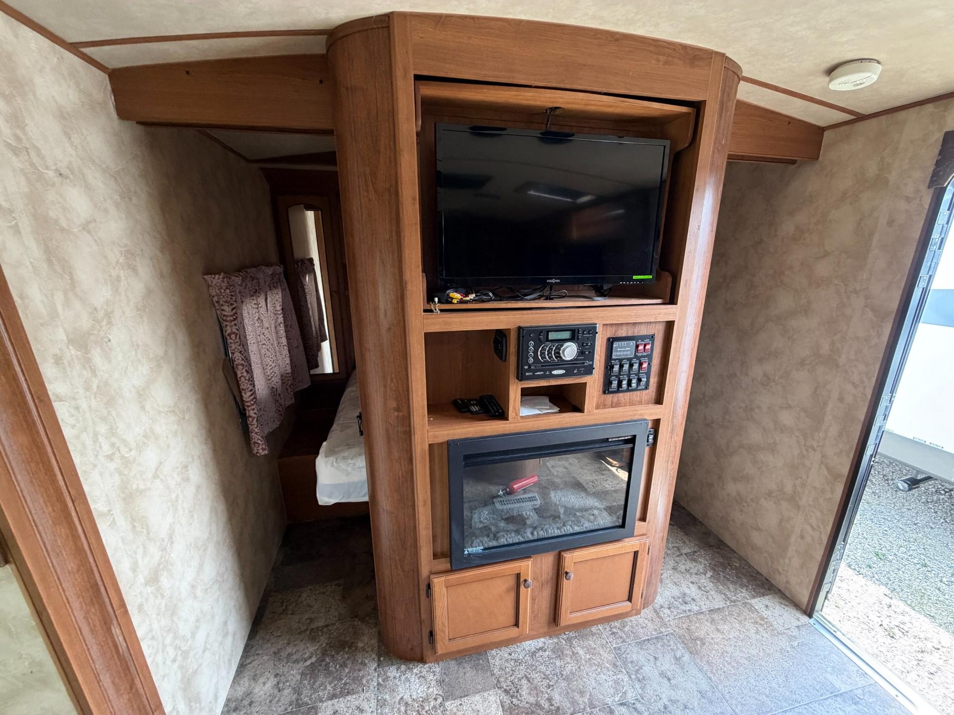 2016 Crossroads 2016 Crossroads Sunset Trail - thumbnail 14