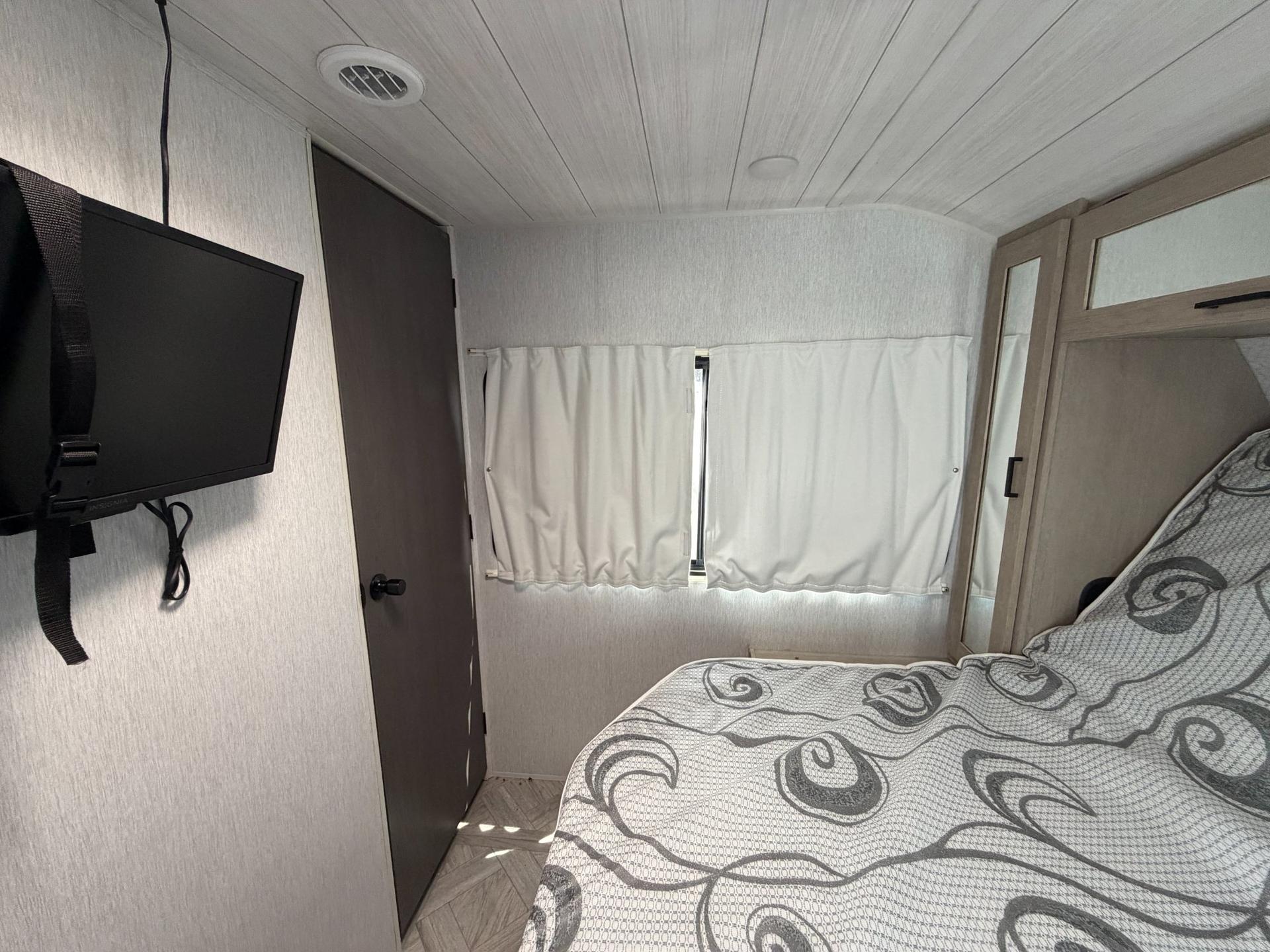 2024 Forest River 2024 Forest River Wildwood - thumbnail 20