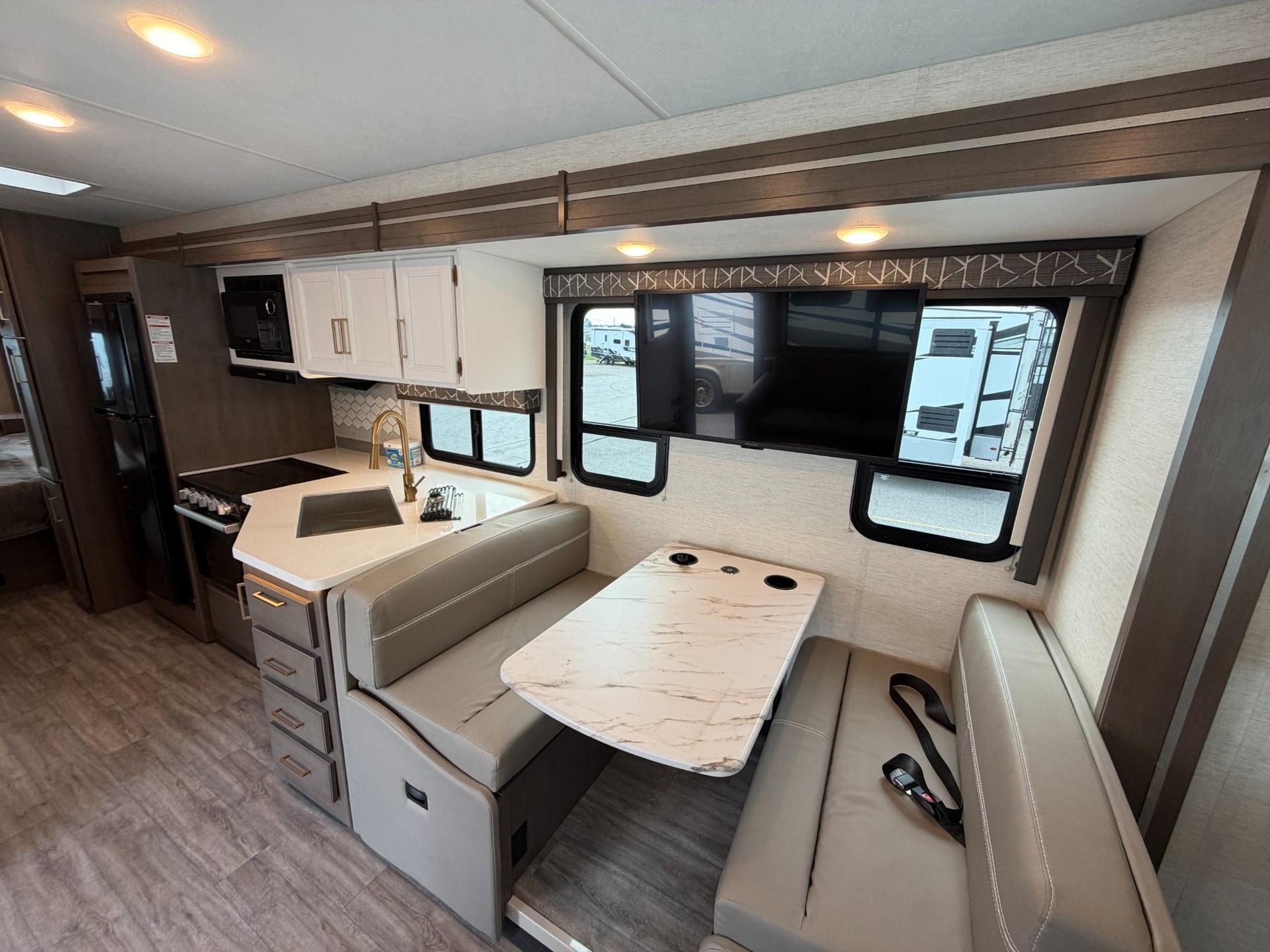 2024 Thor Motor Coach 2024 Thor Motor Coach Ace - thumbnail 15