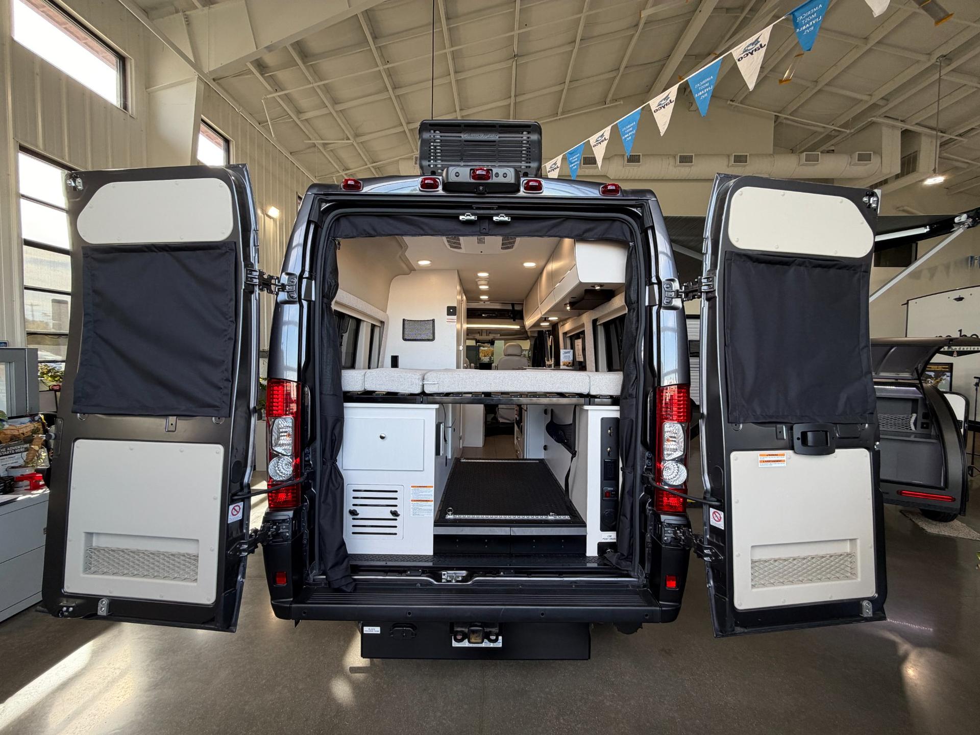 2025 Jayco 2025 Jayco Swift - thumbnail 6