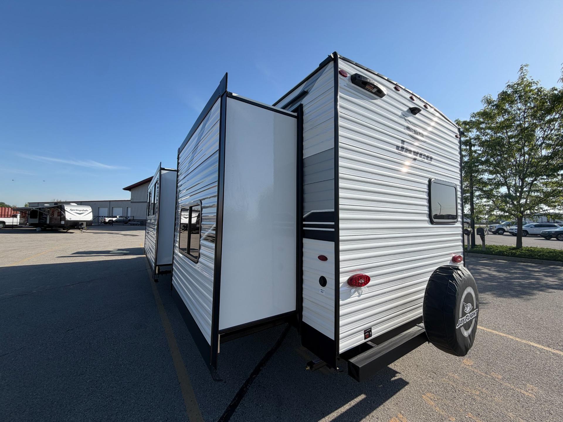 2026 Jayco 2026 Jayco Jay Flight SLX - thumbnail 6