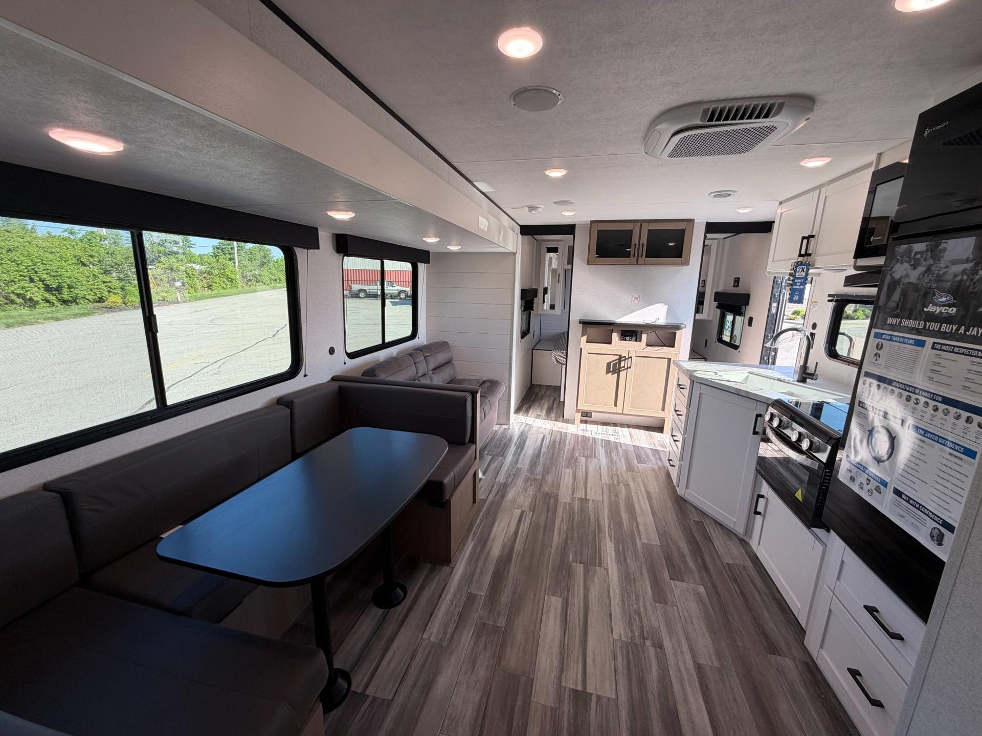 2026 Jayco 2026 Jayco Jay Flight SLX - thumbnail 9