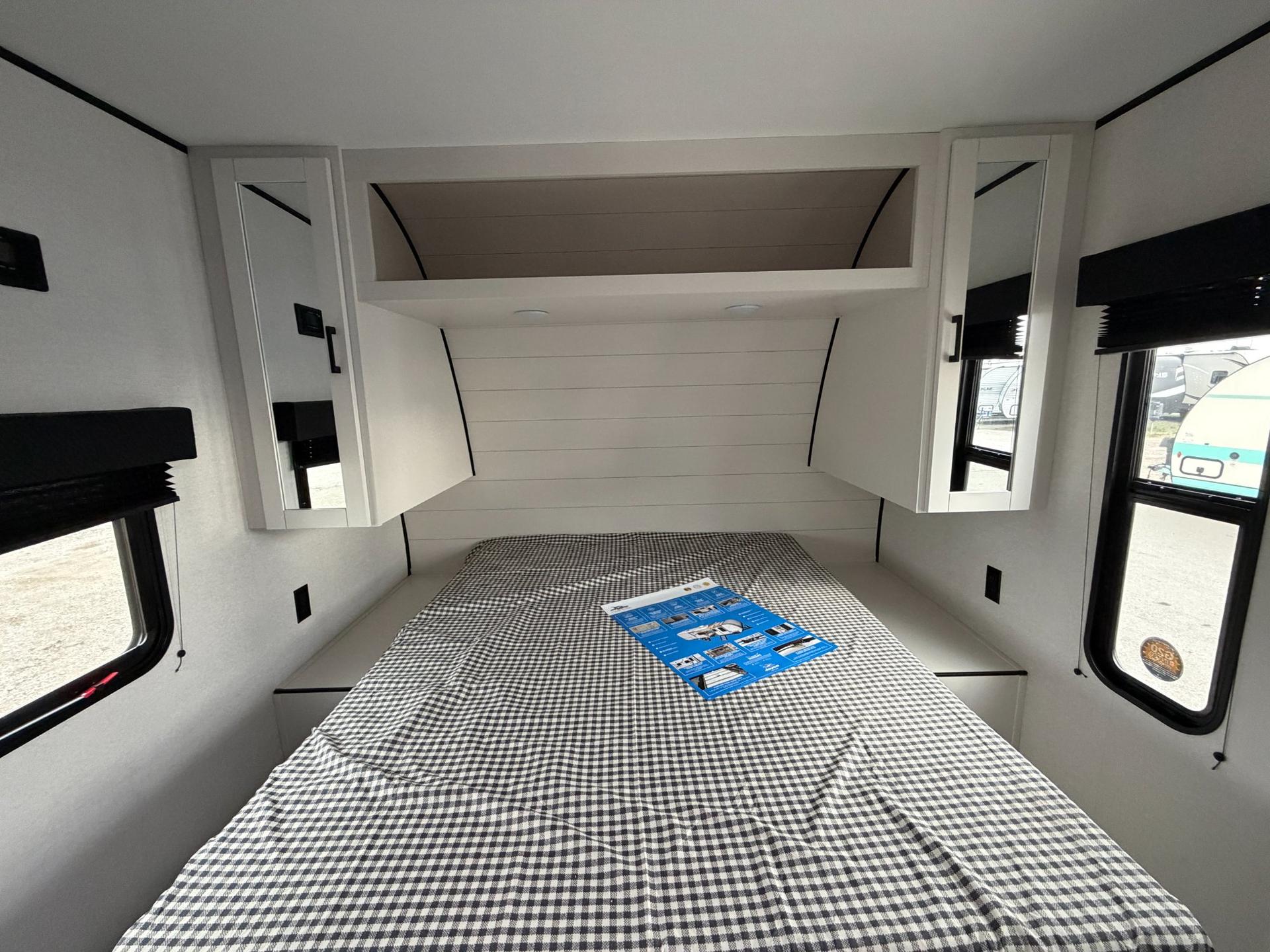 2026 Jayco 2026 Jayco Jay Flight SLX - thumbnail 15