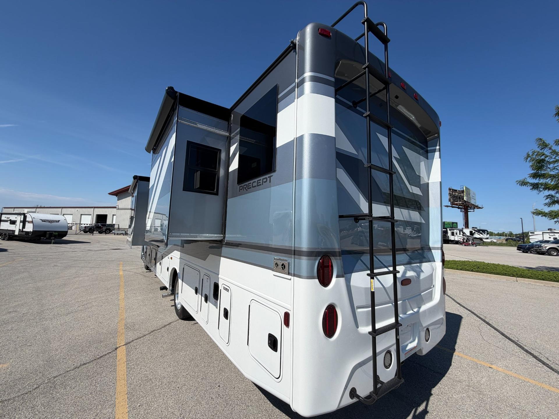 2027 Jayco 2027 Jayco Precept - thumbnail 6