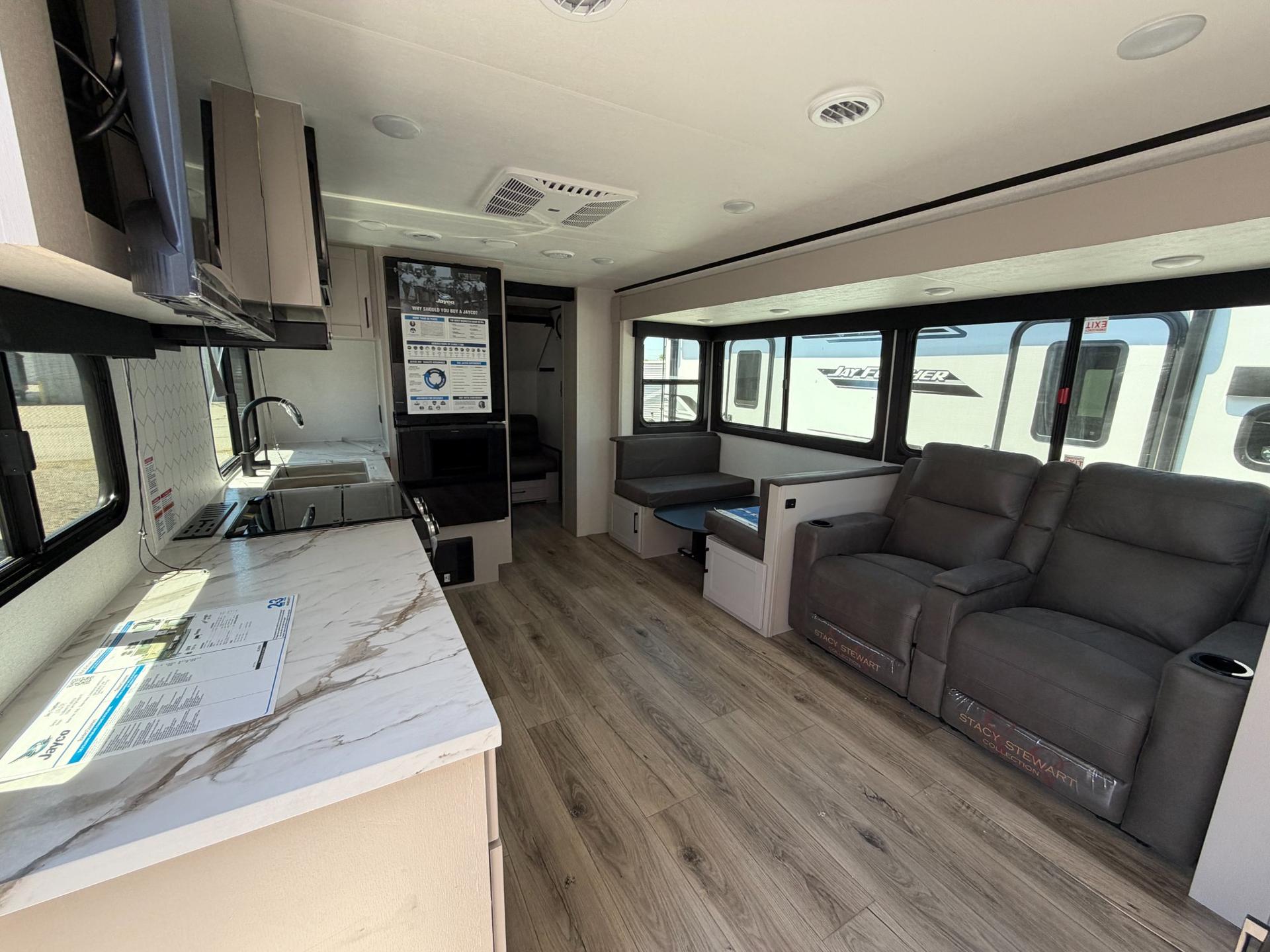 2026 Jayco 2026 Jayco Jay Feather - thumbnail 9