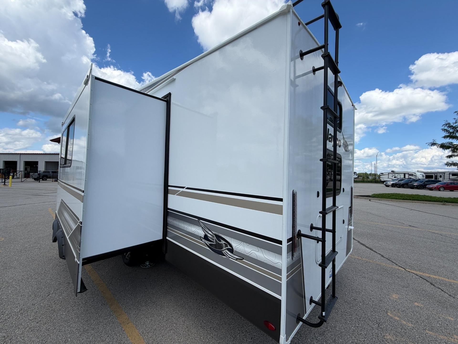 2027 Jayco 2027 Jayco Eagle - thumbnail 7