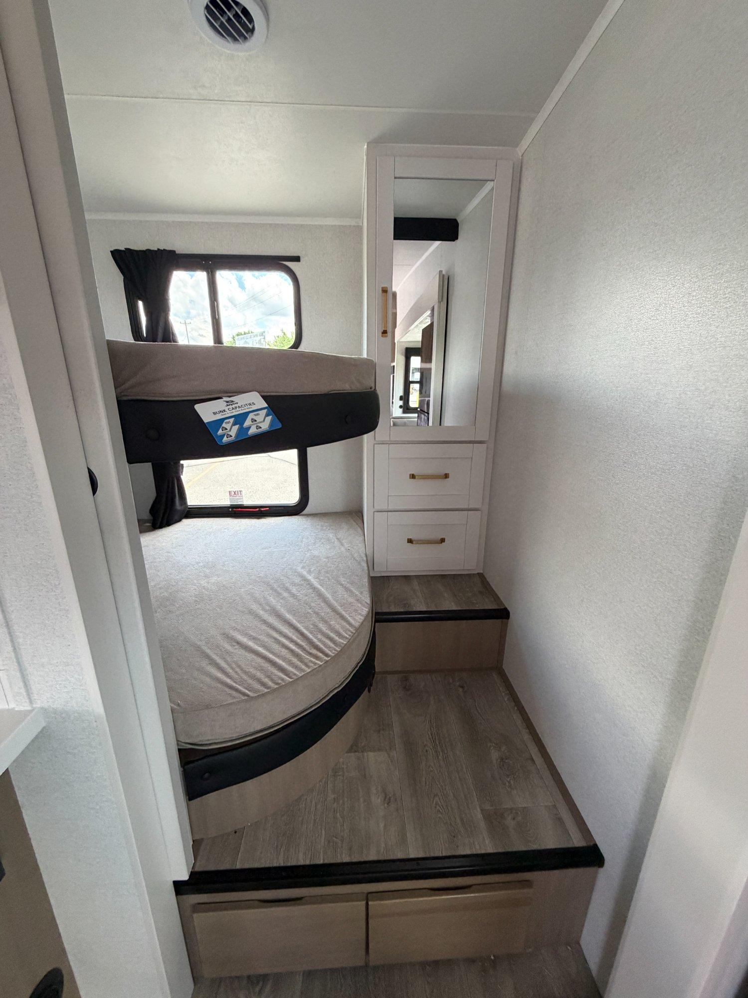 2027 Jayco 2027 Jayco Eagle - thumbnail 14