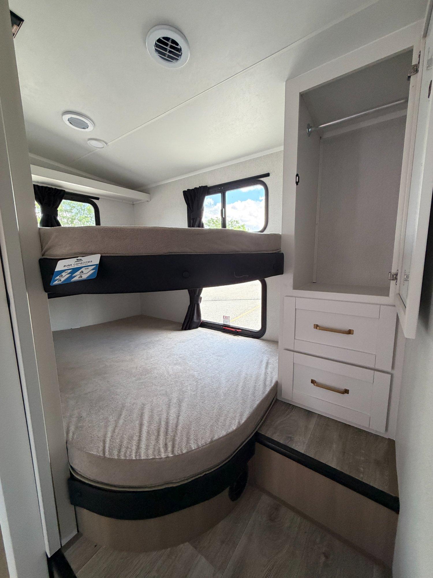 2027 Jayco 2027 Jayco Eagle - thumbnail 15